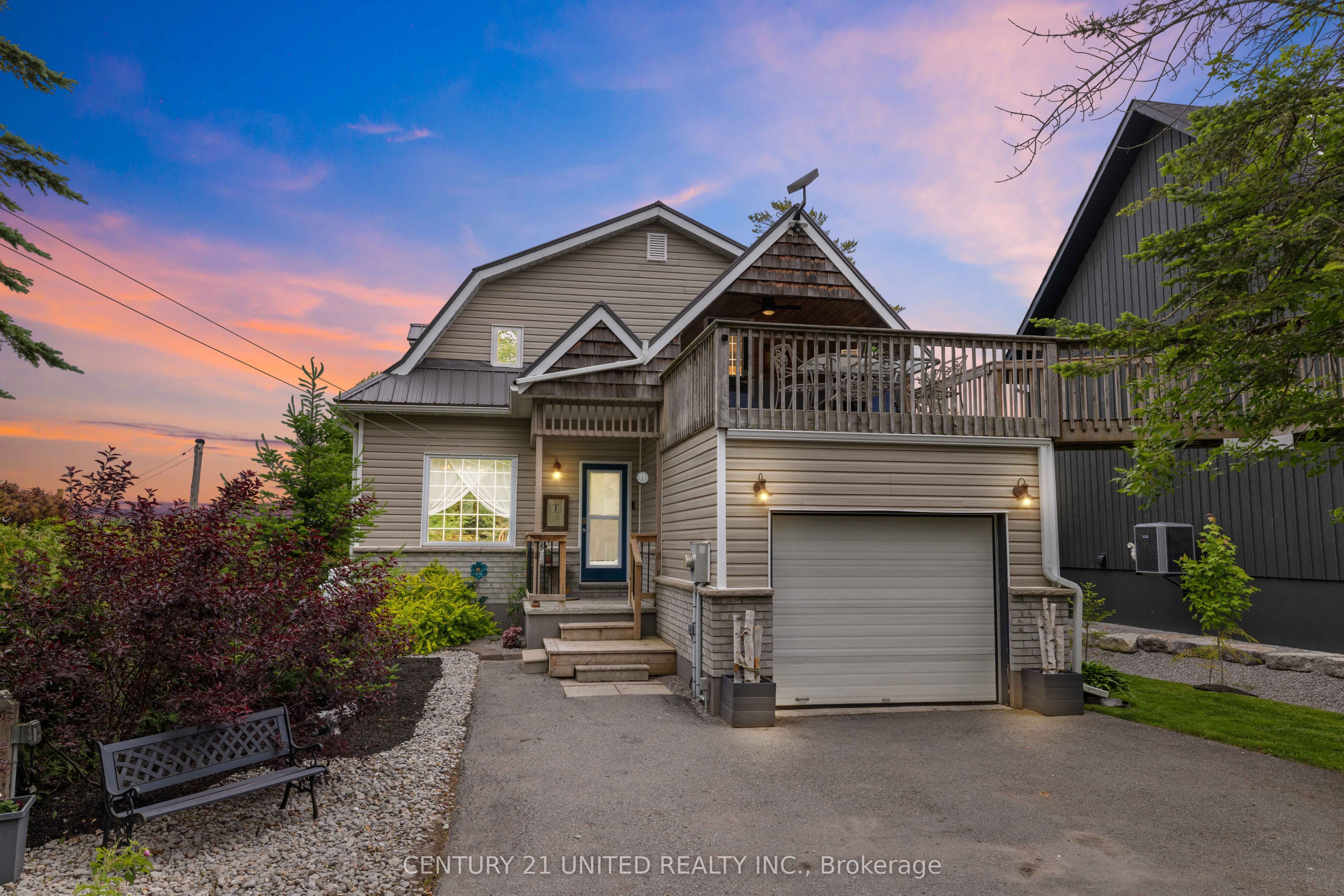 586 Birch Point Rd