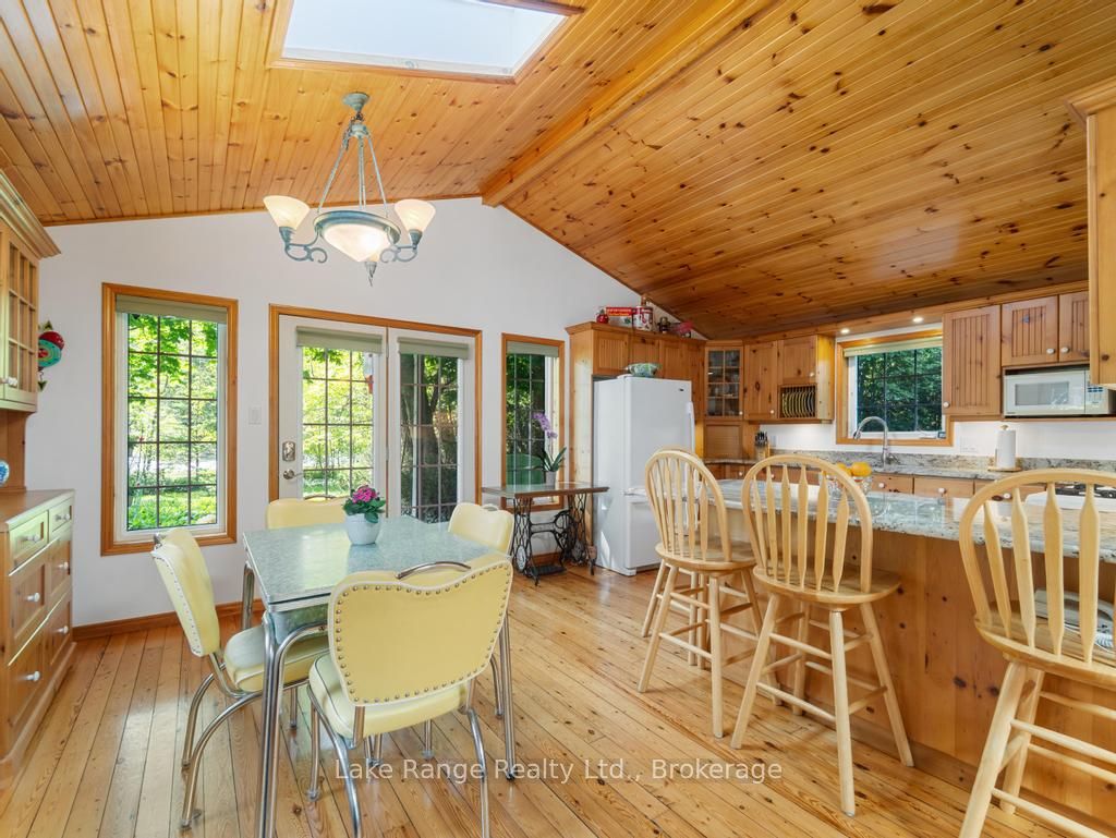 269 Huron Road Property Photo 7