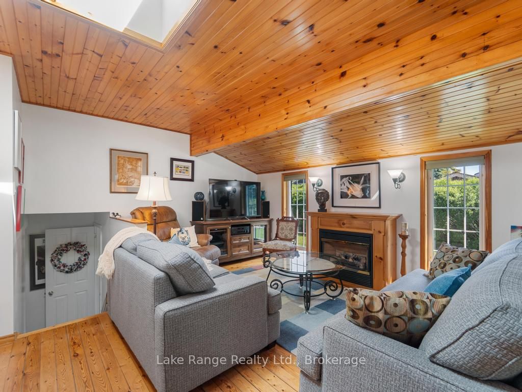269 Huron Road Property Photo 14