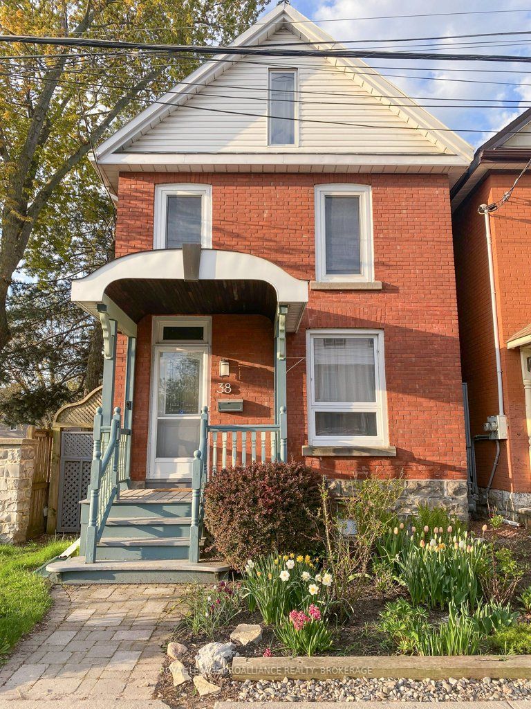 38 Ordnance St Property Photo 1