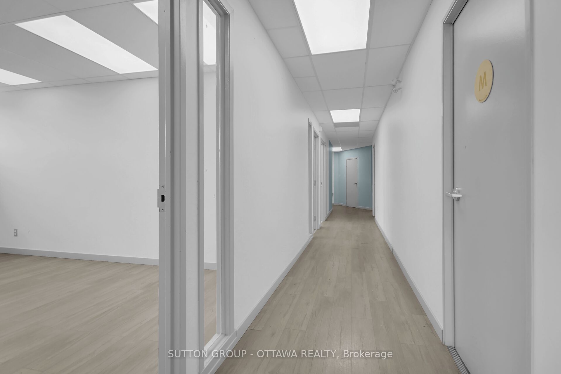 981 Wellington Street 400 Property Photo 14