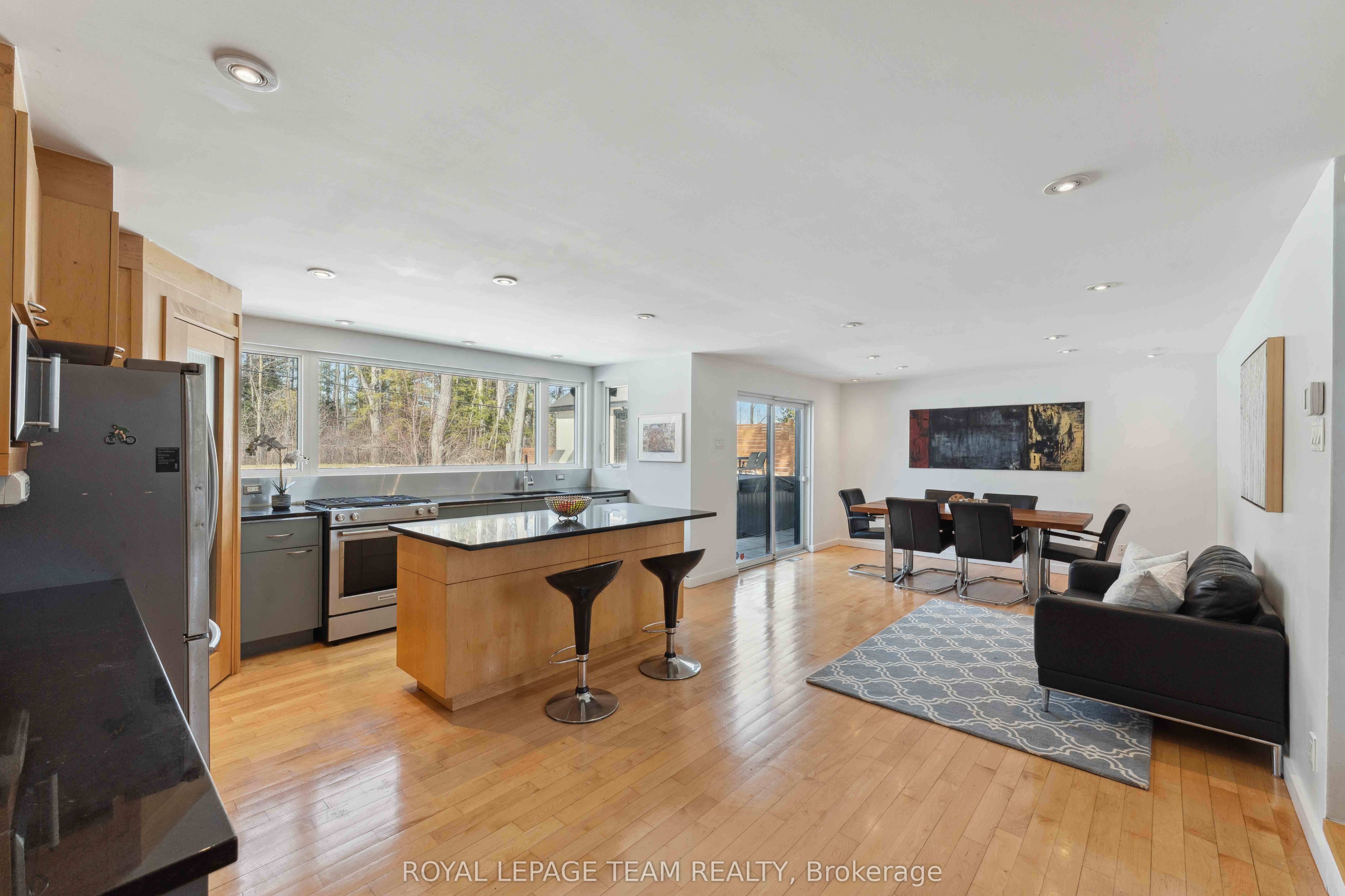 9 Burnbank Street Property Photo 7