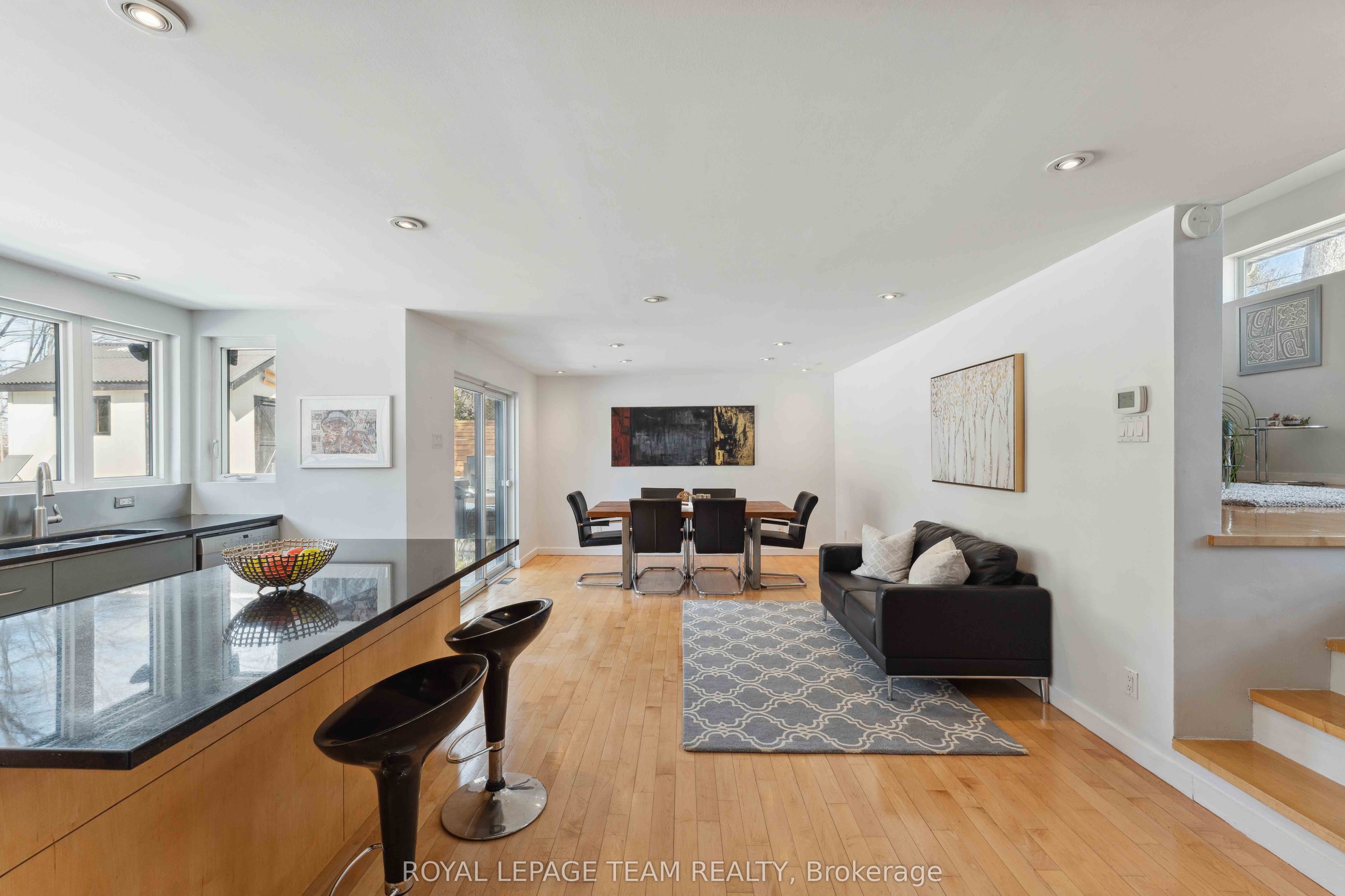 9 Burnbank Street Property Photo 8