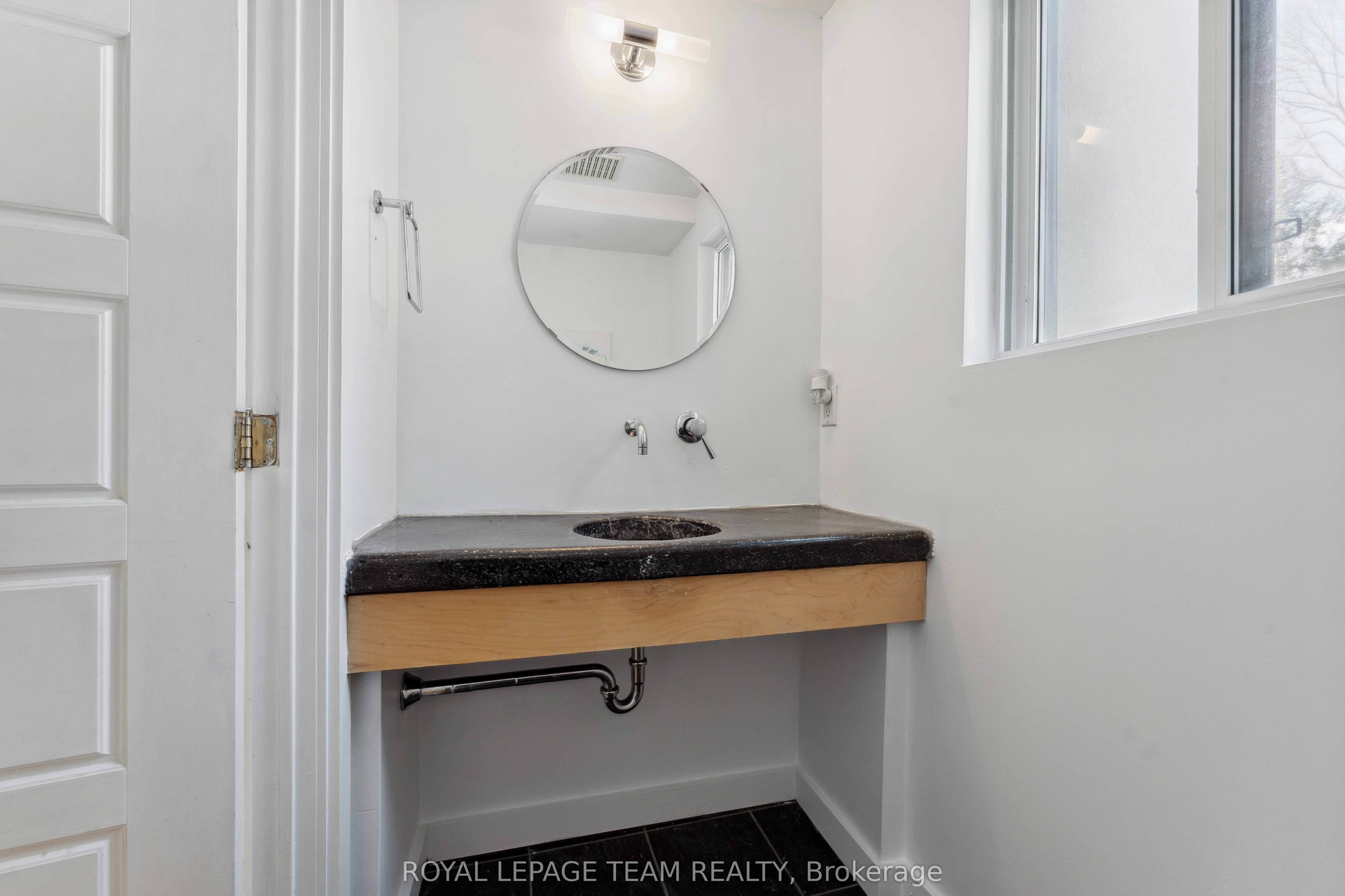 9 Burnbank Street Property Photo 15