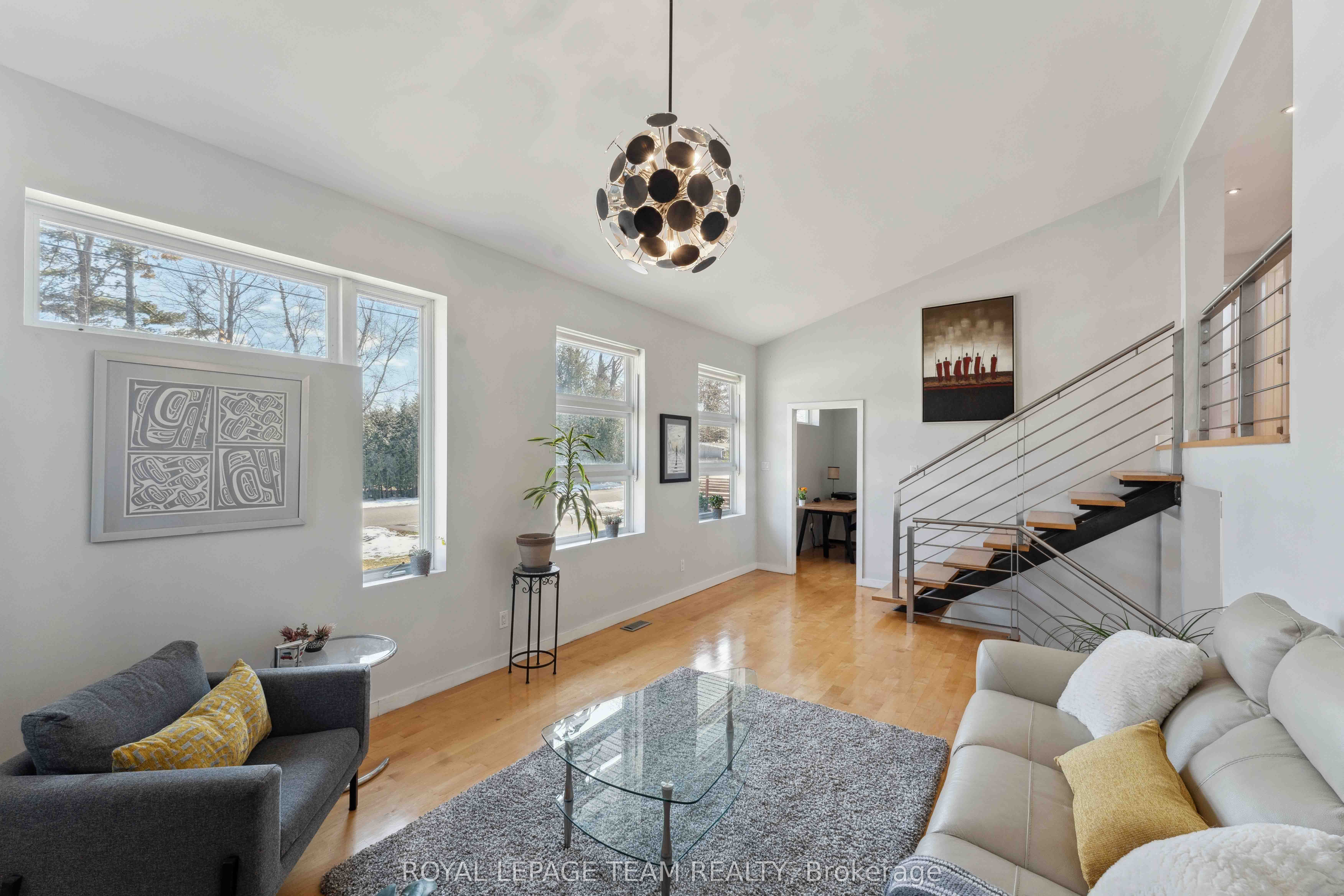 9 Burnbank Street Property Photo 19