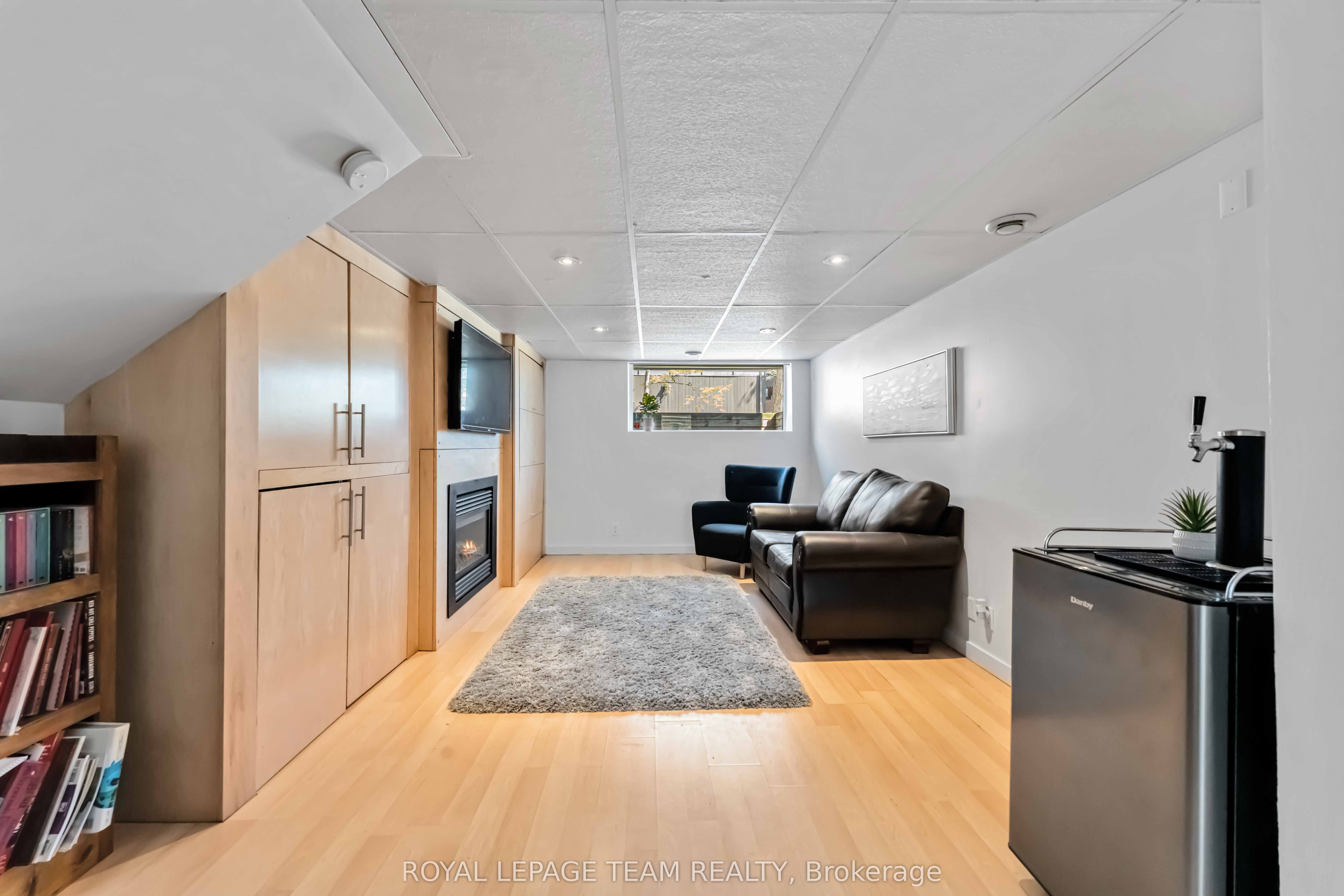 9 Burnbank Street Property Photo 38