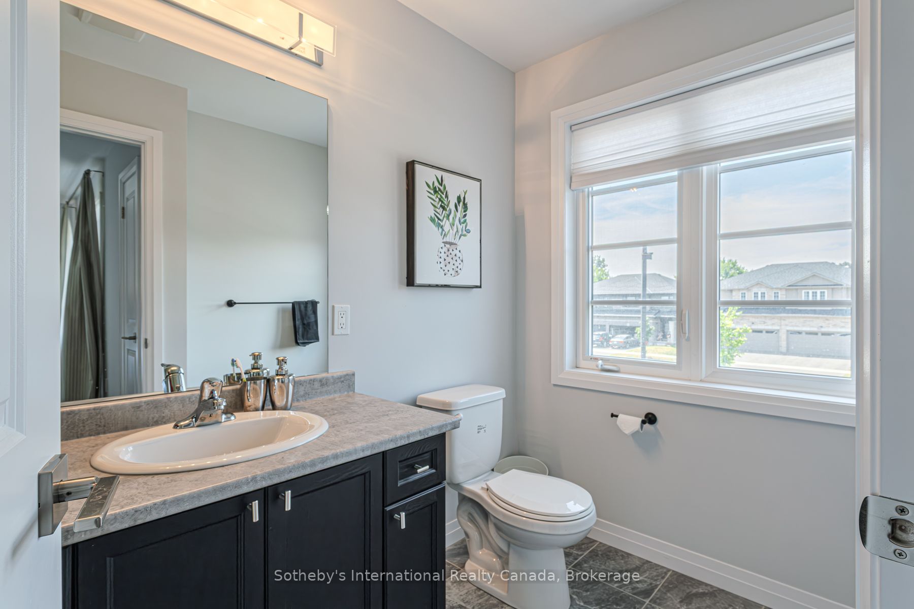 520 Grey Street 39 Property Photo 19