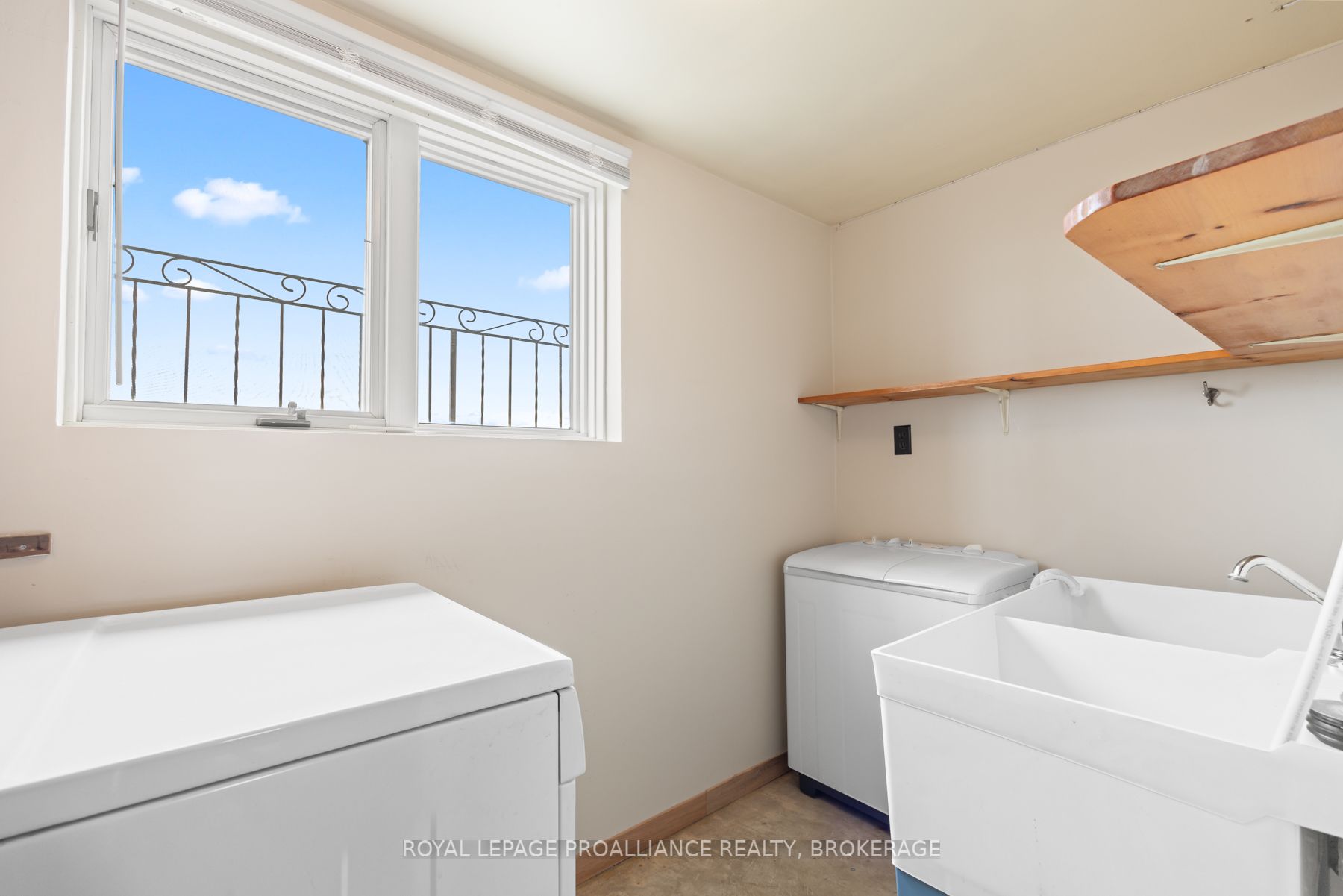 143 Clark Drive Property Photo 32