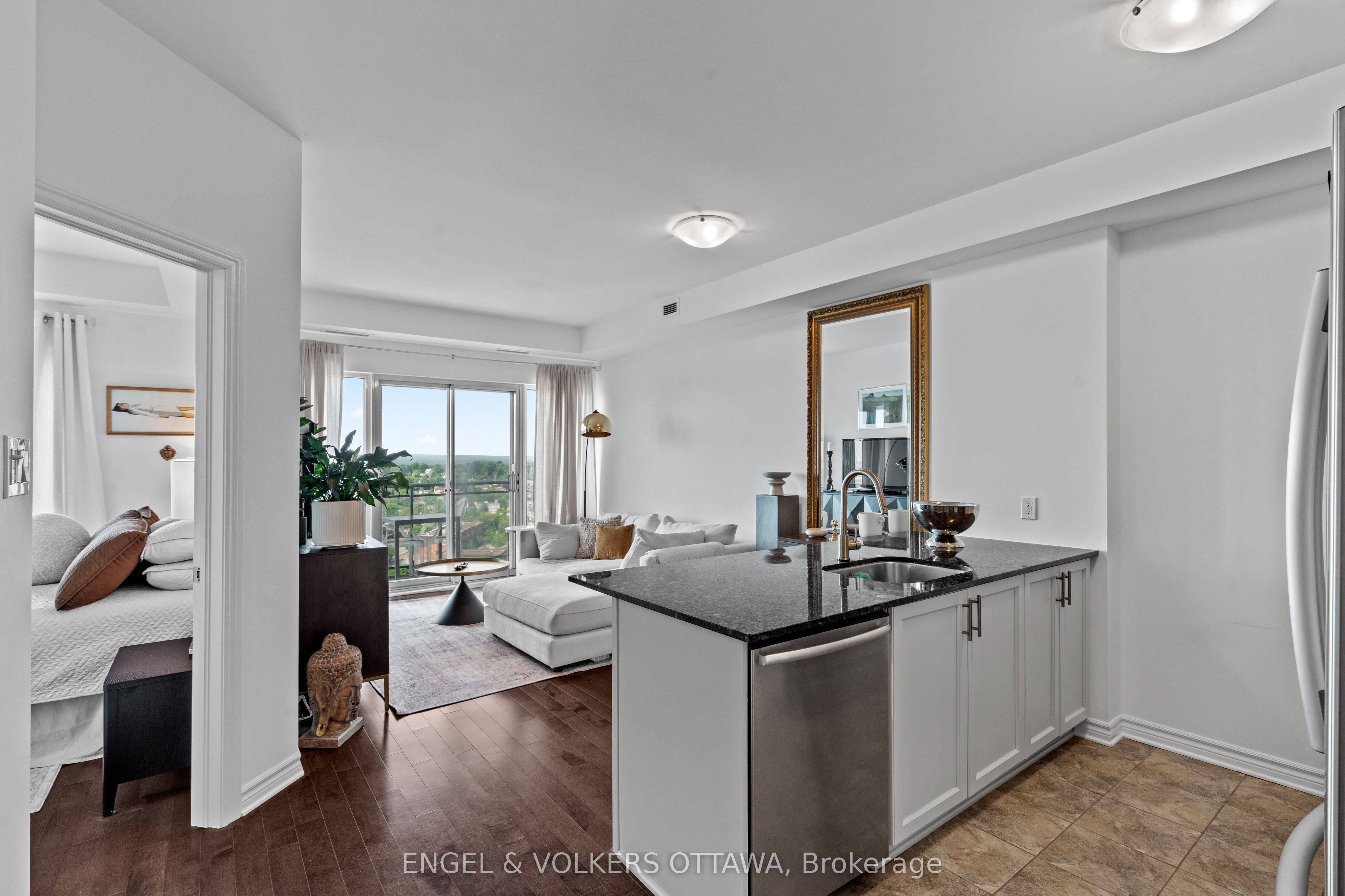 #1905 - 70 Landry Street Property Photo 9