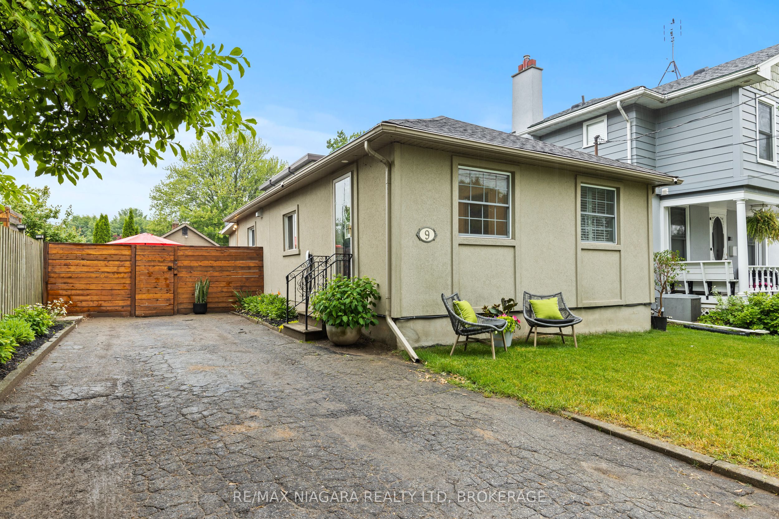 9 Shelley Avenue Property Photo 1