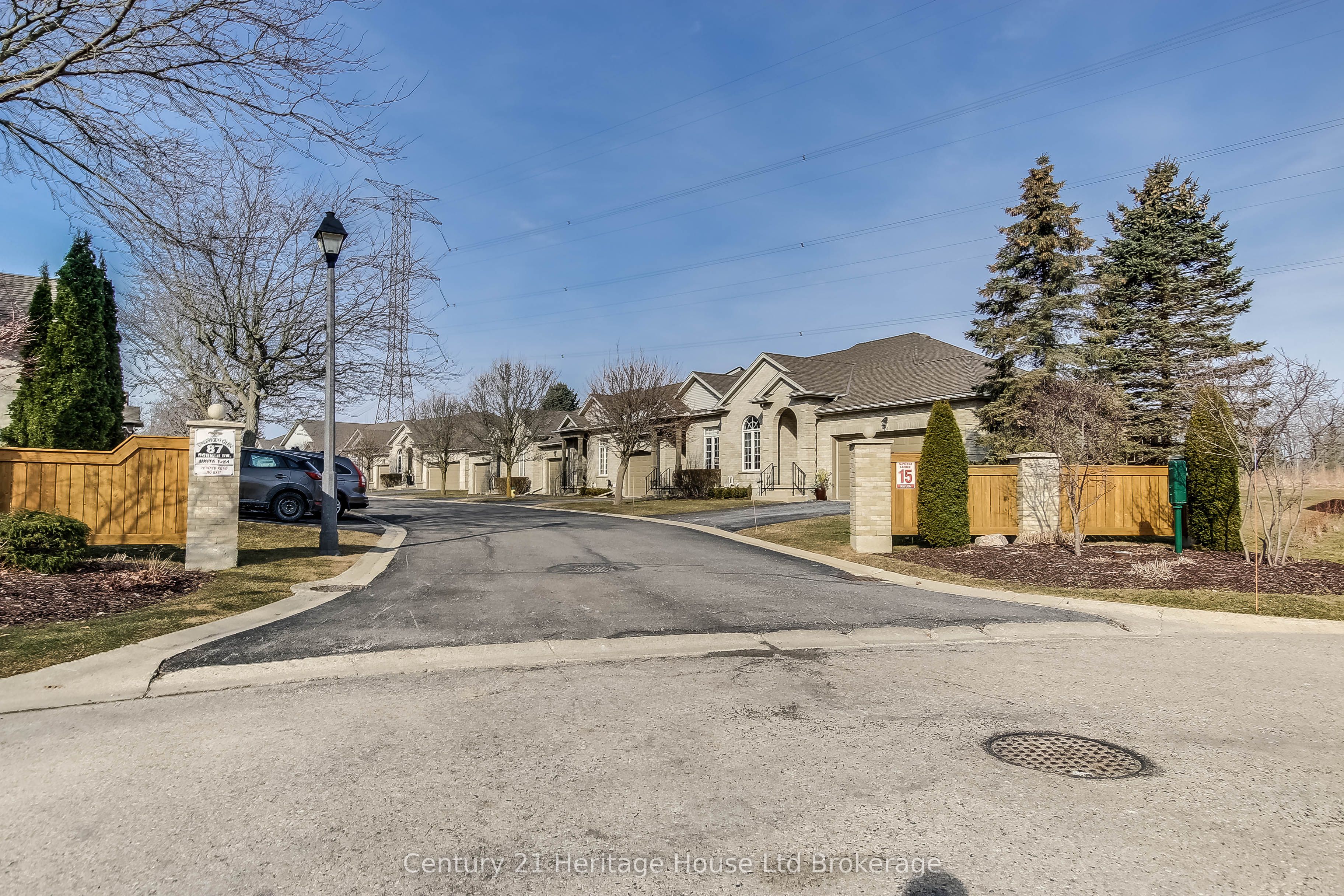 87 Donker Drive 24 Property Photo 3