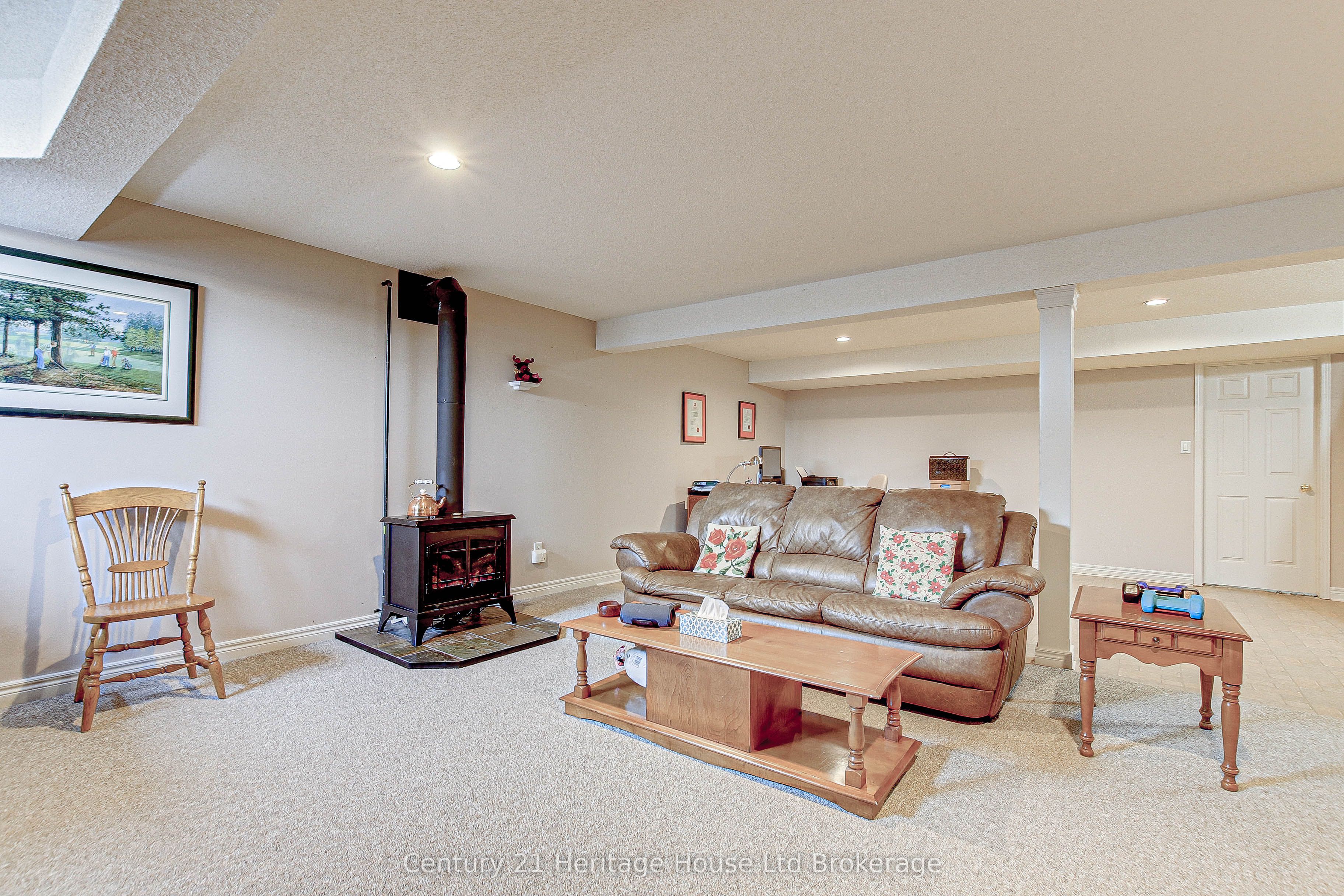 87 Donker Drive 24 Property Photo 25