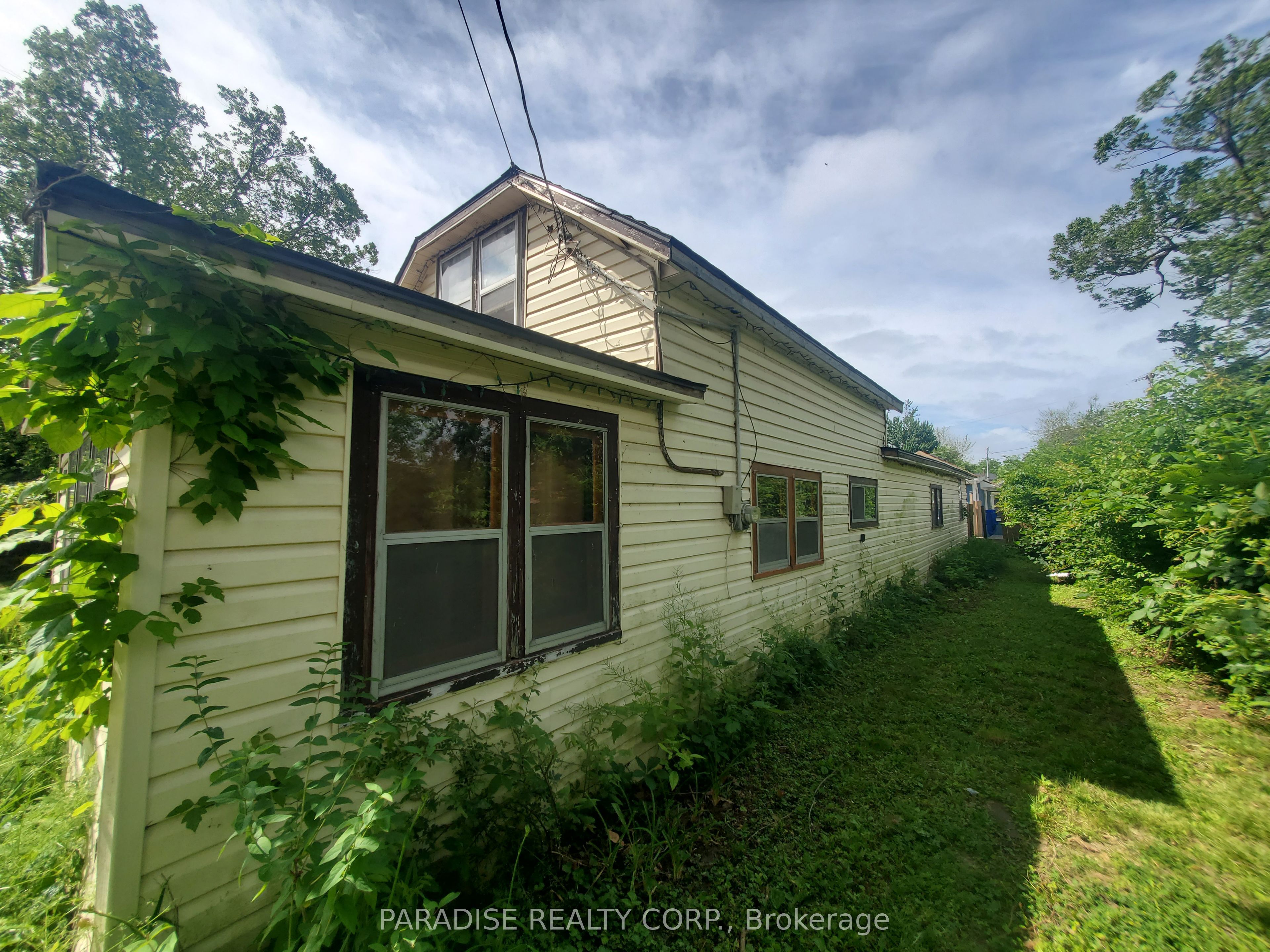 53 Cambridge Road E Property Photo 4