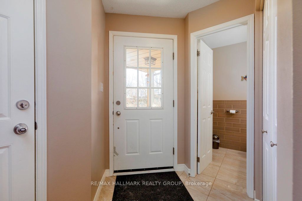 24 Ravenscroft Court Property Photo 3