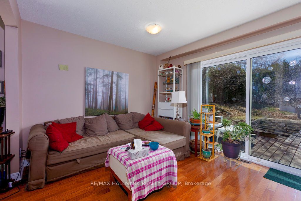 24 Ravenscroft Court Property Photo 9