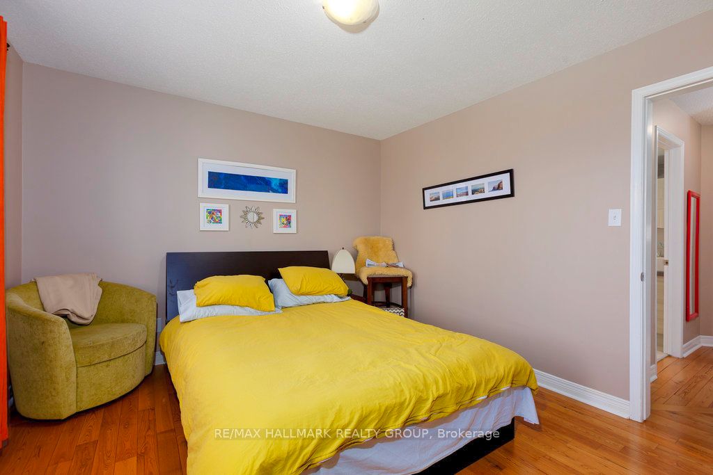 24 Ravenscroft Court Property Photo 16