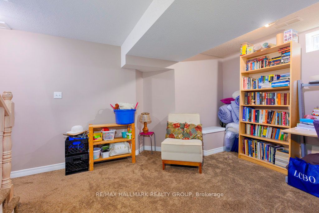 24 Ravenscroft Court Property Photo 23