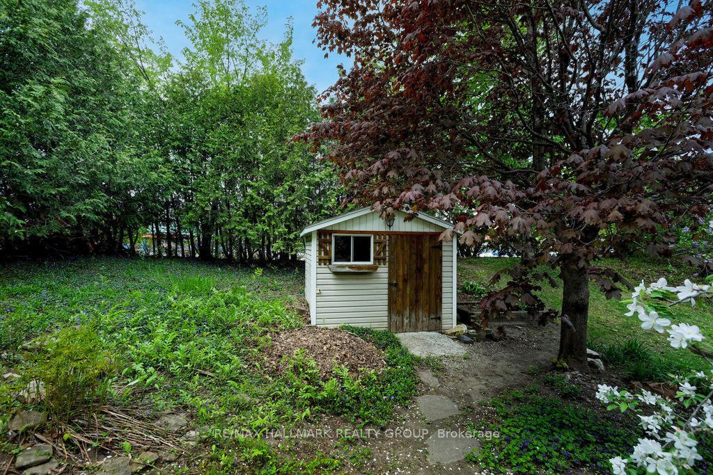24 Ravenscroft Court Property Photo 32