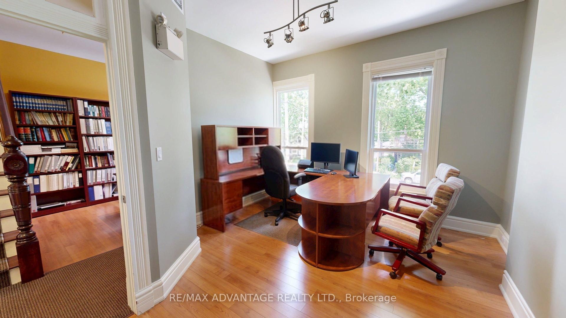 629 Wellington Street Property Photo 3