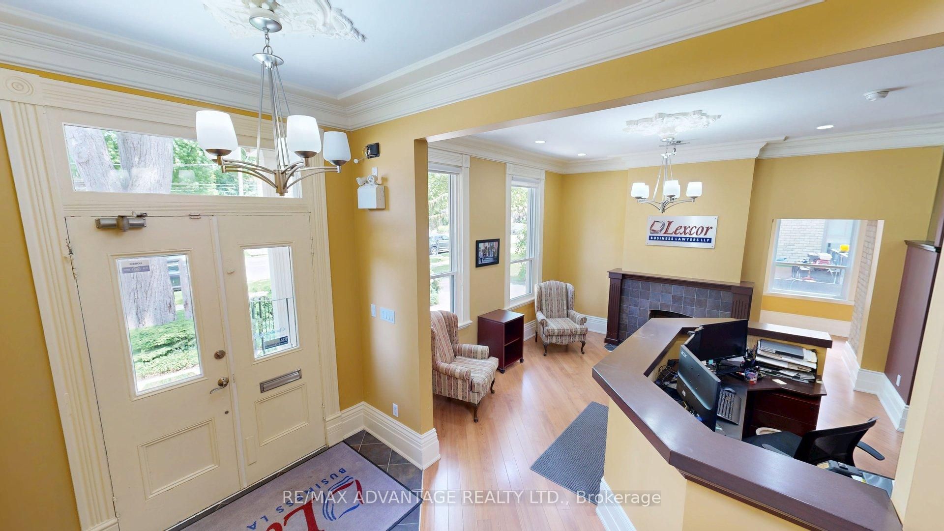 629 Wellington Street Property Photo 8