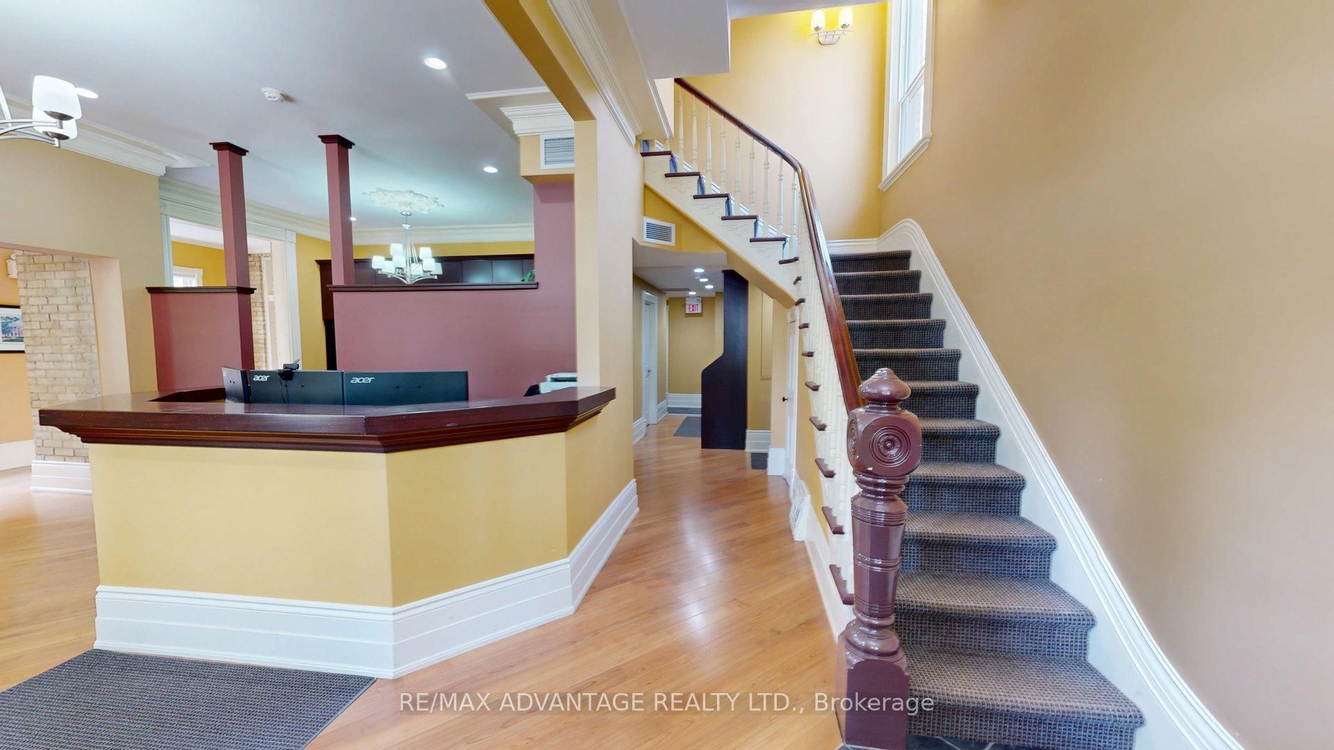 629 Wellington Street Property Photo 15