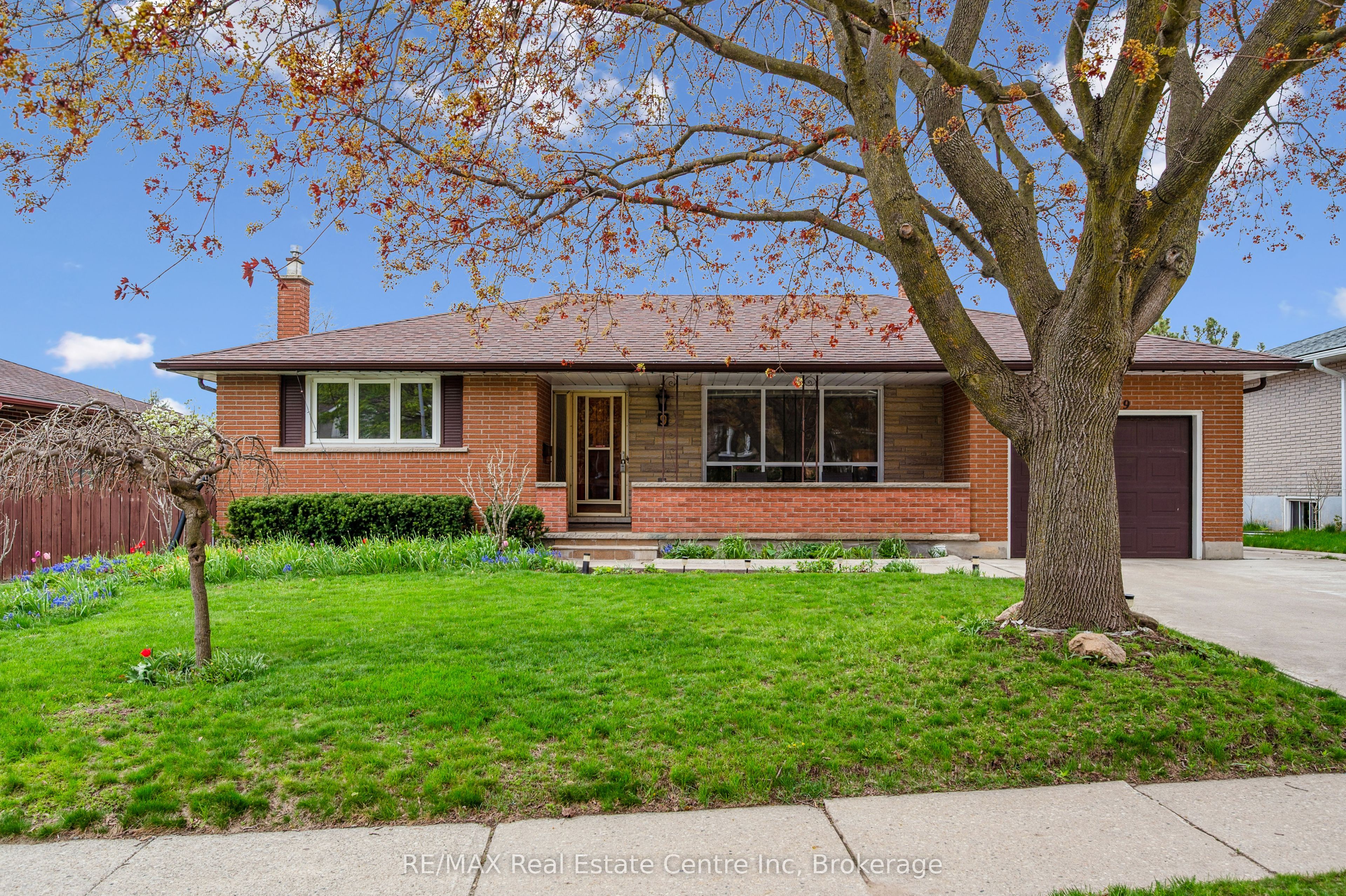 9 Flanders Road Property Photo 5