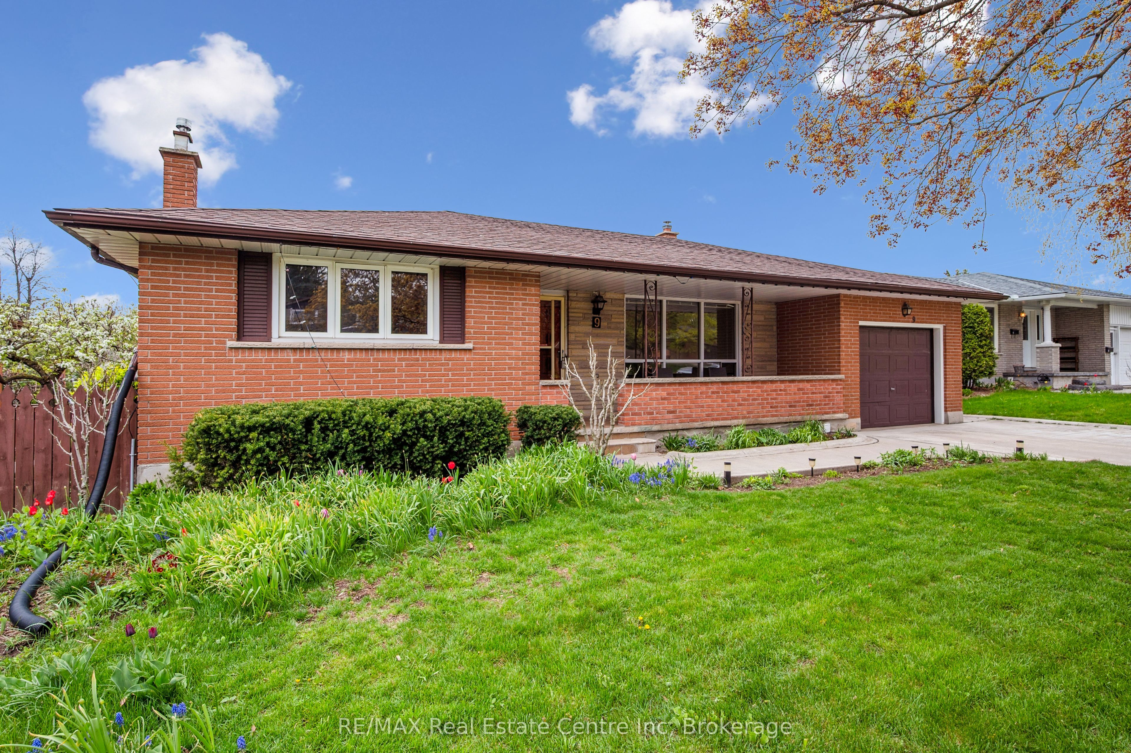 9 Flanders Road Property Photo 6