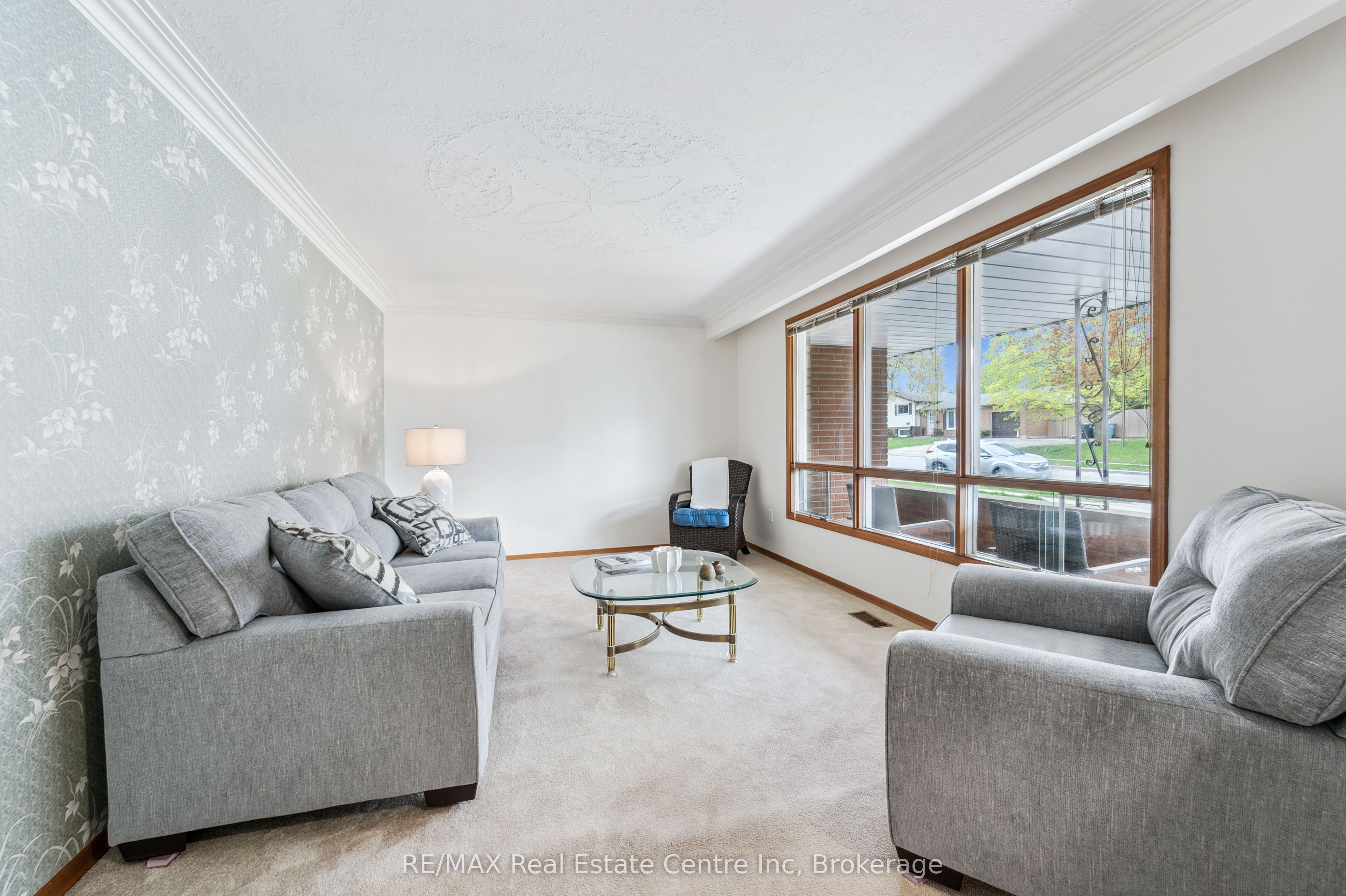 9 Flanders Road Property Photo 11