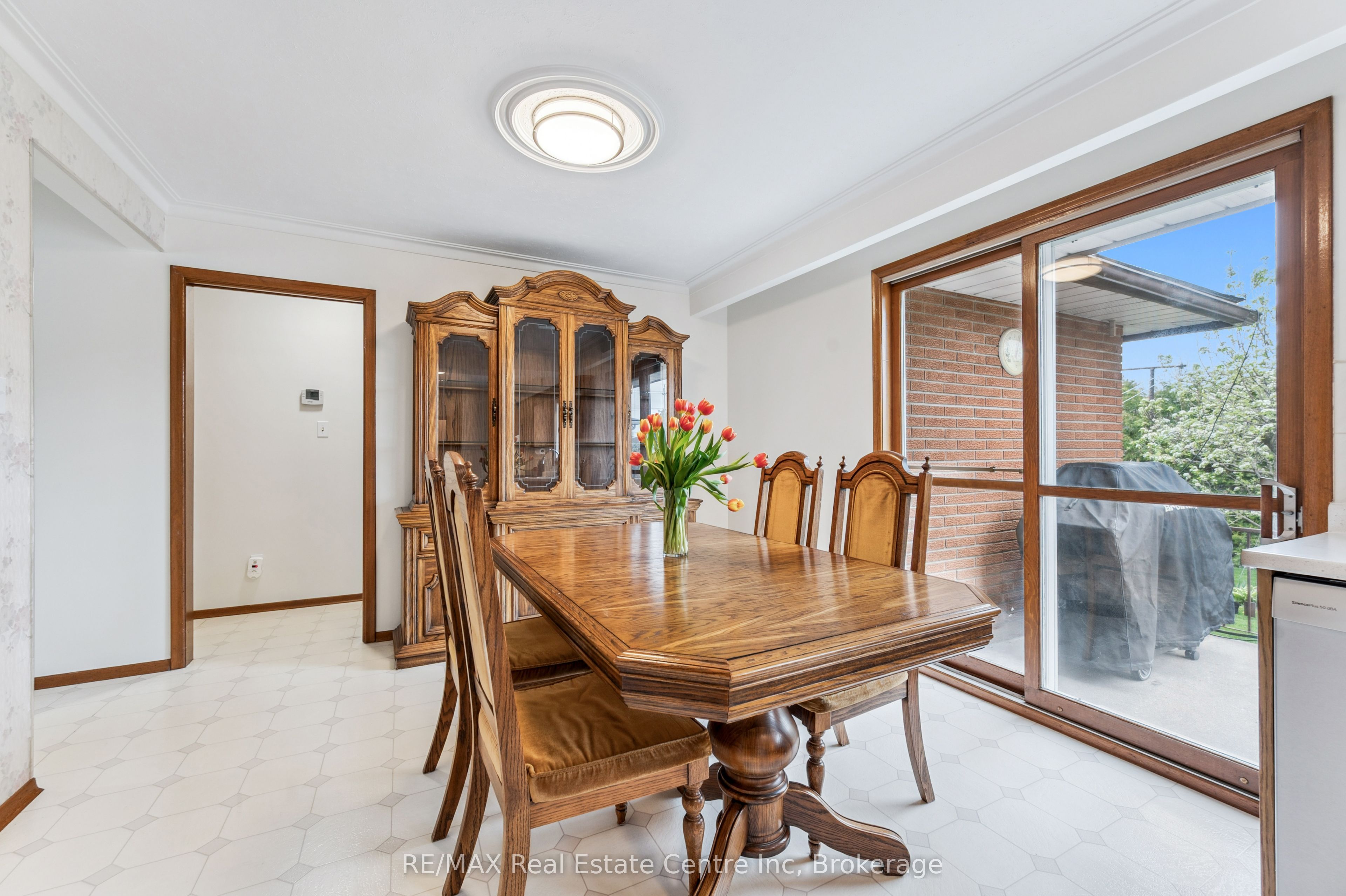 9 Flanders Road Property Photo 16