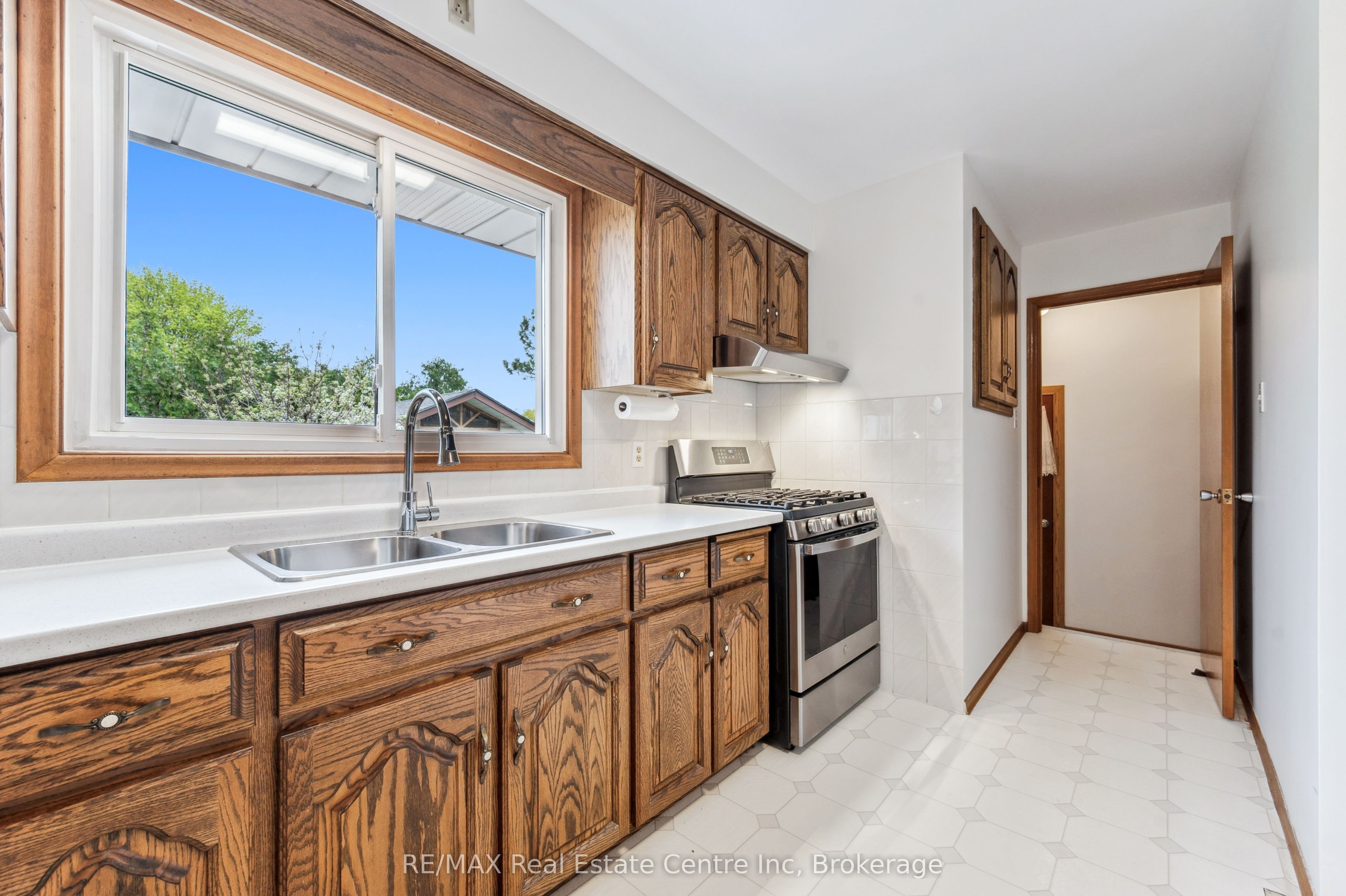 9 Flanders Road Property Photo 19
