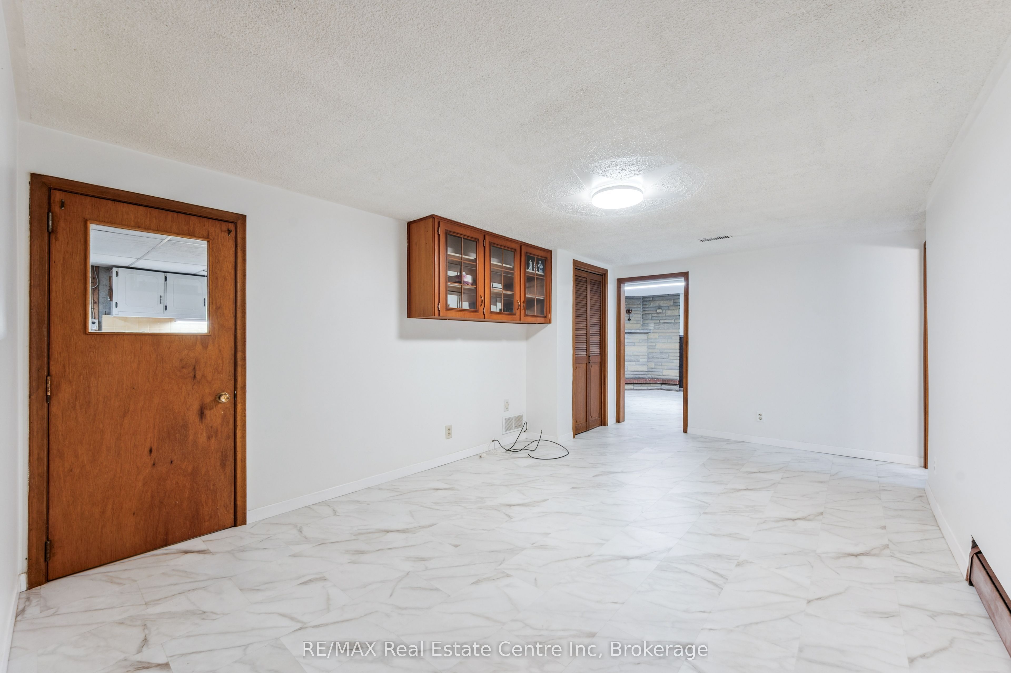 9 Flanders Road Property Photo 28