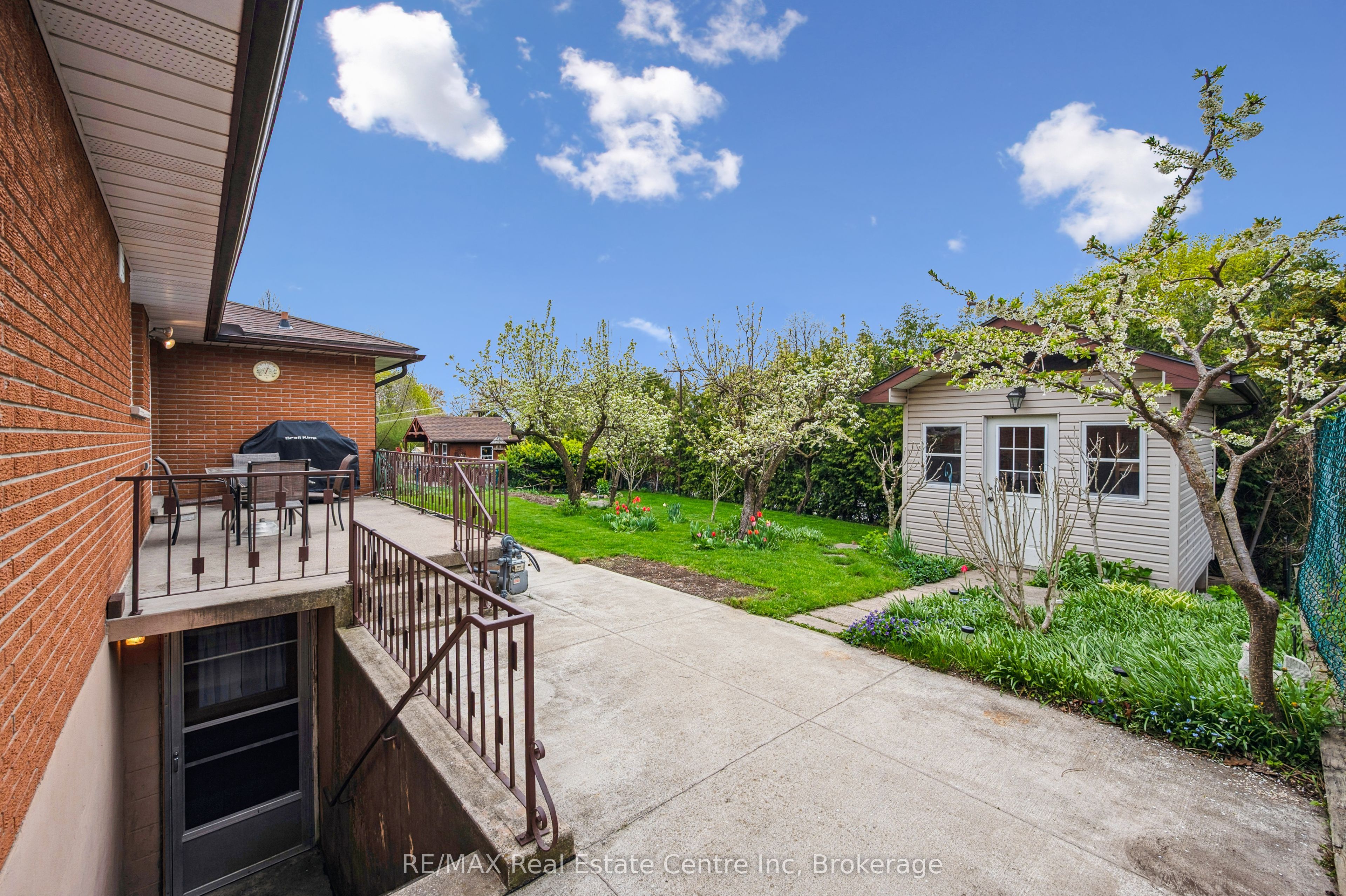 9 Flanders Road Property Photo 38