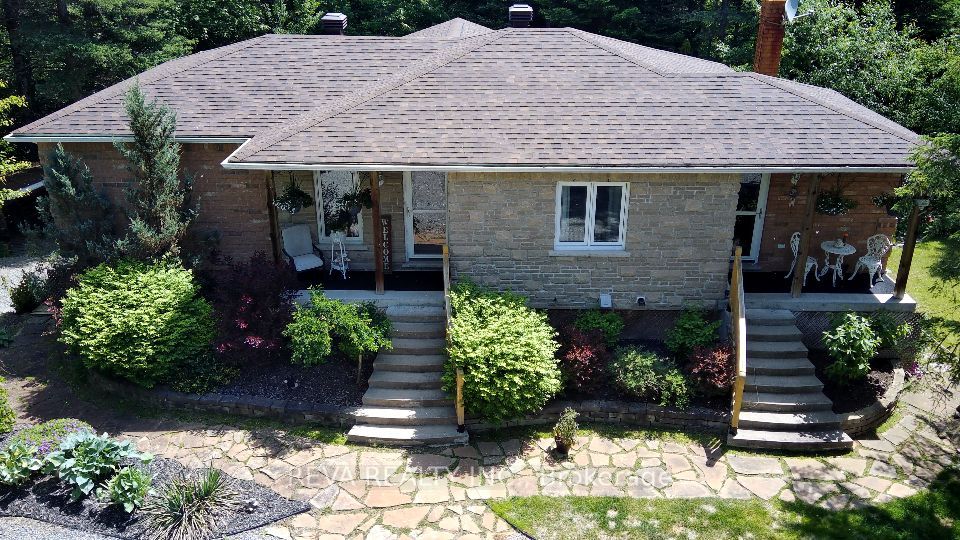 35 Rocky Top Rd Property Photo 1
