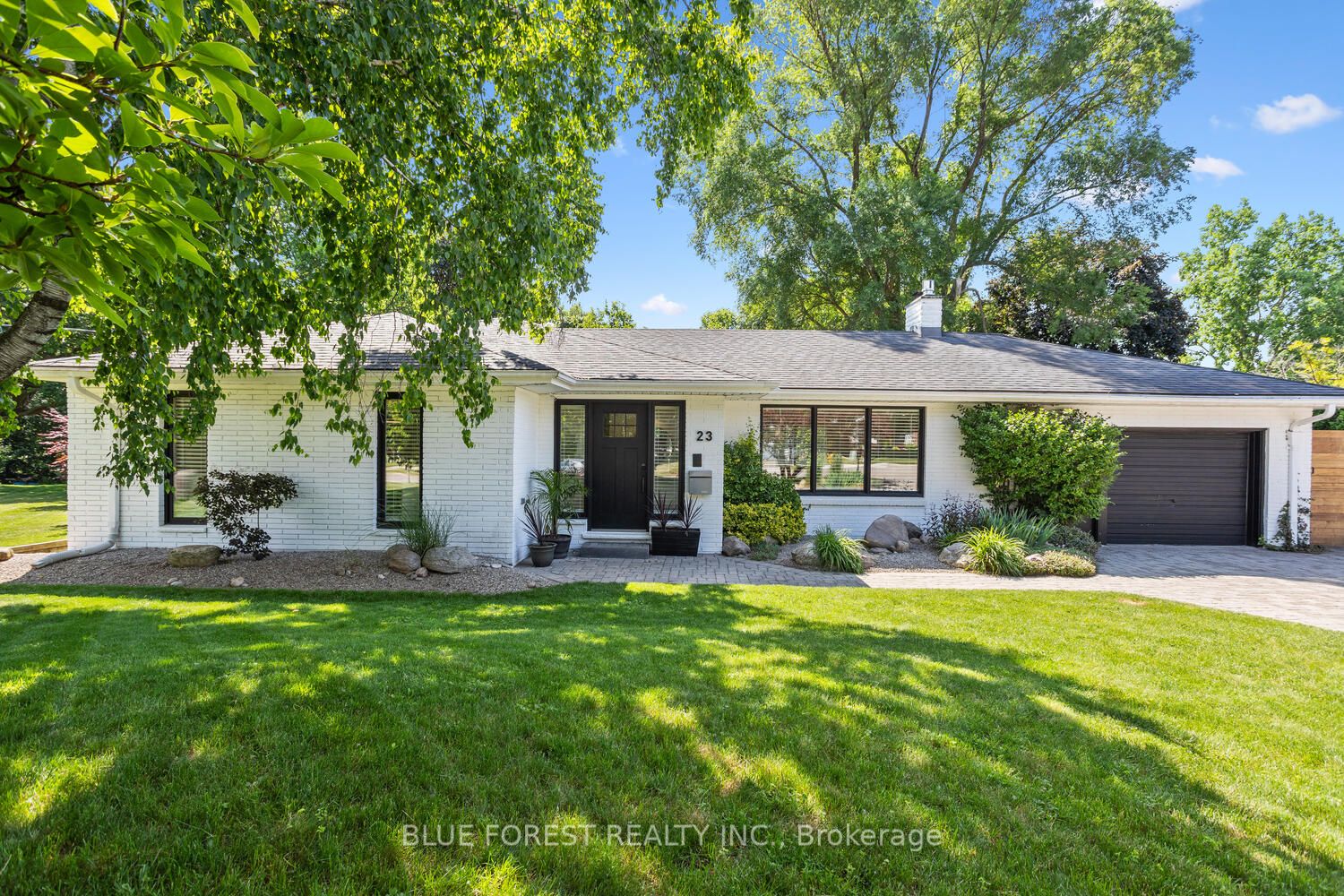 23 Daleview Cres Property Photo 1