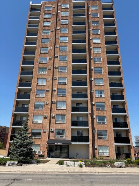 64 Benton St Property Photo 1