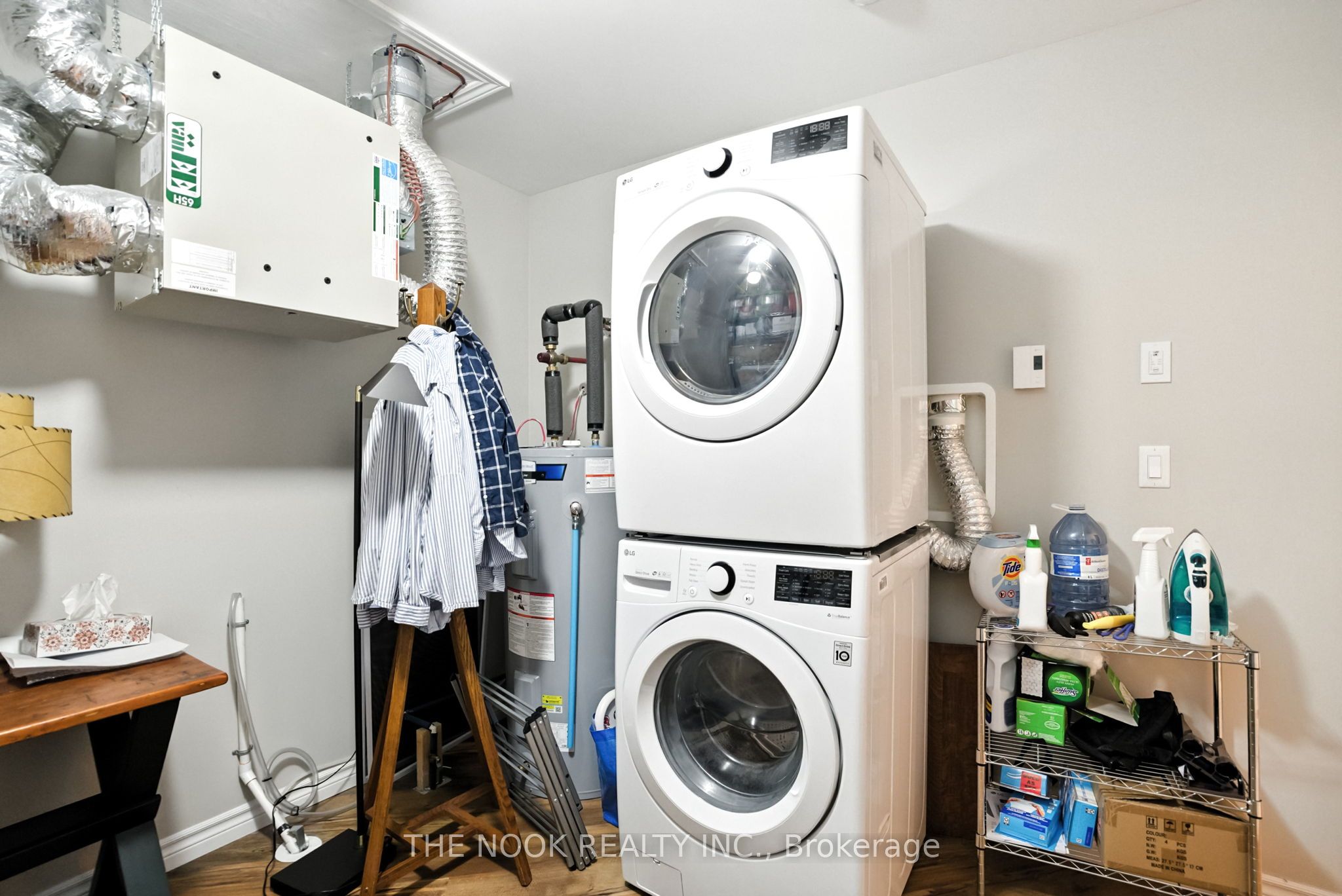 300 Croft Street 2101 Property Photo 29
