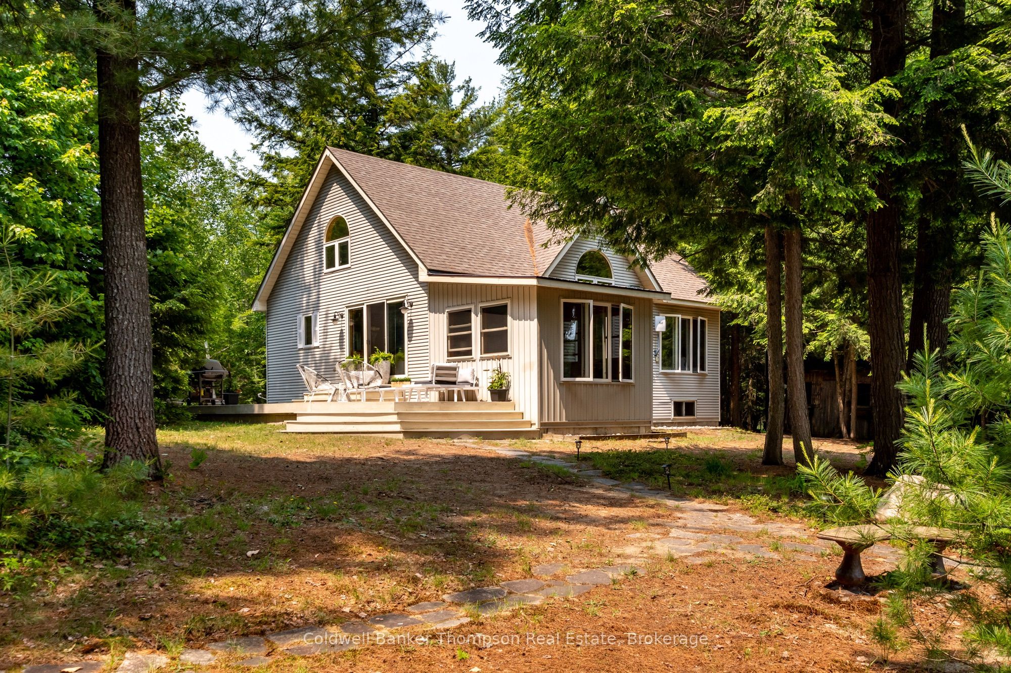 115 Cottage Lane Property Photo 1