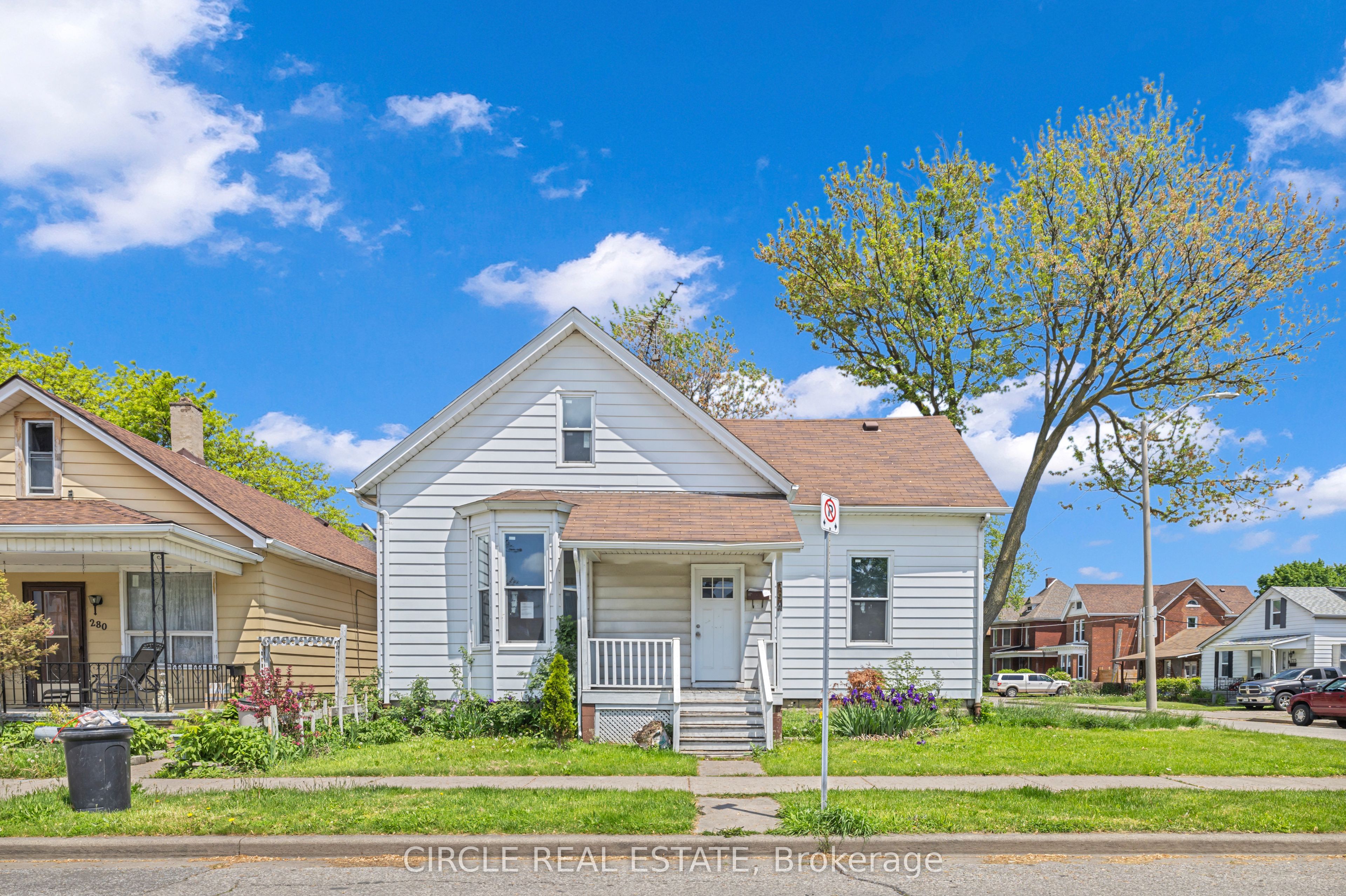 294 Louis Avenue Property Photo 1