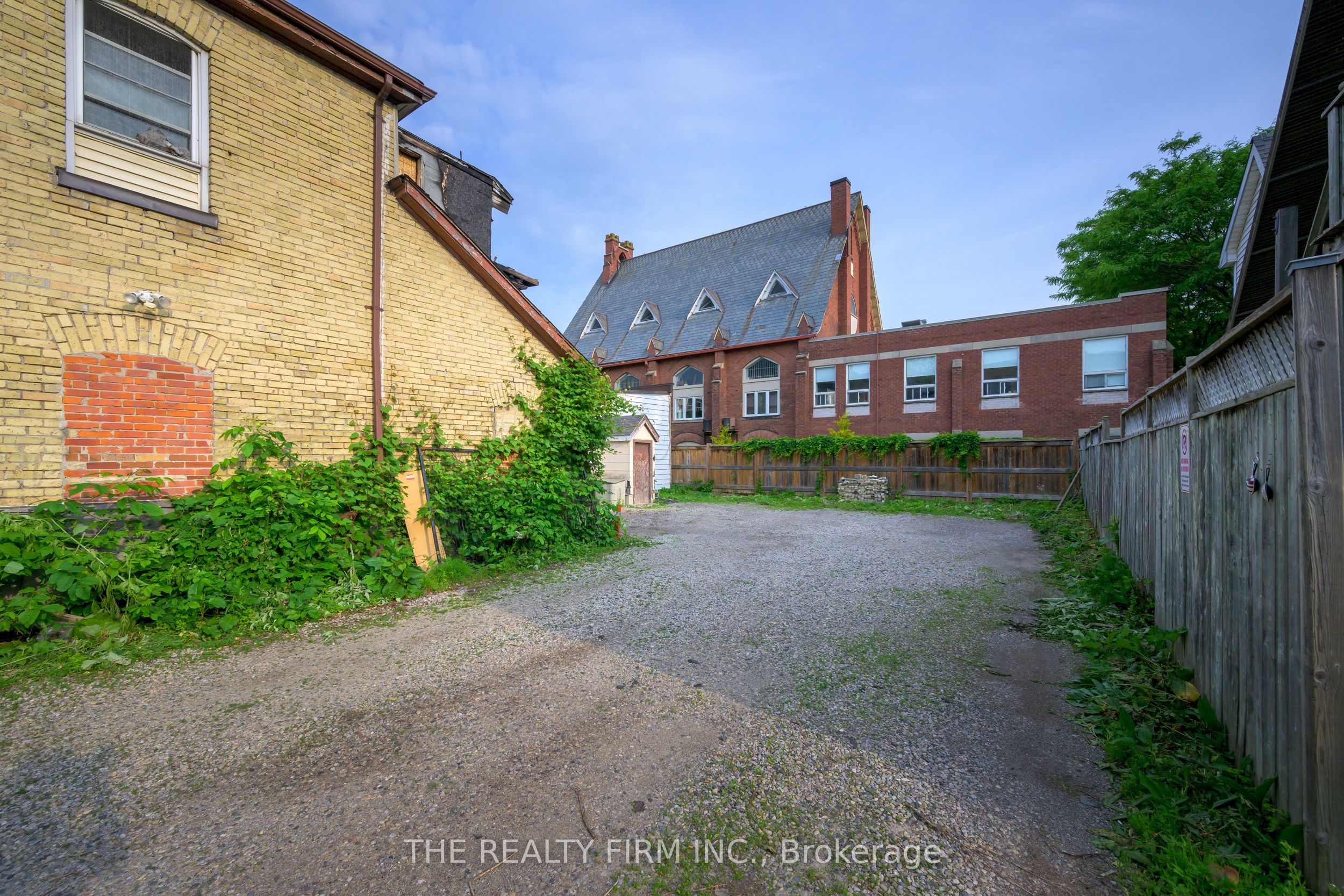 156 Wortley Road Property Photo 32