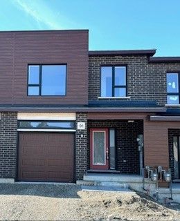 37 Queensbrook Cres Property Photo 1