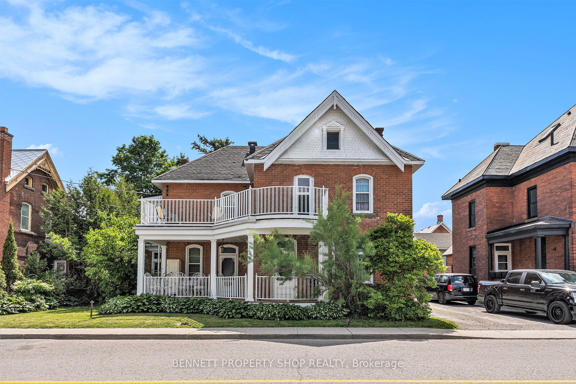 10 Rochester St Property Photo 1