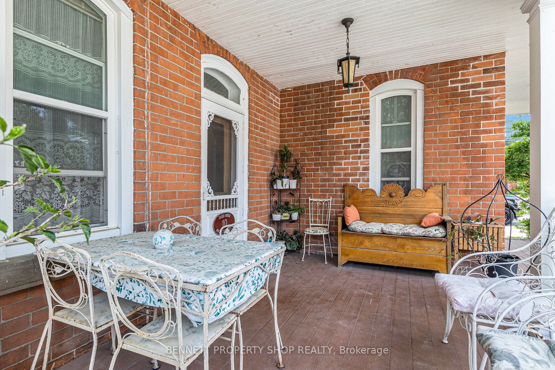 10 Rochester Street Property Photo 19