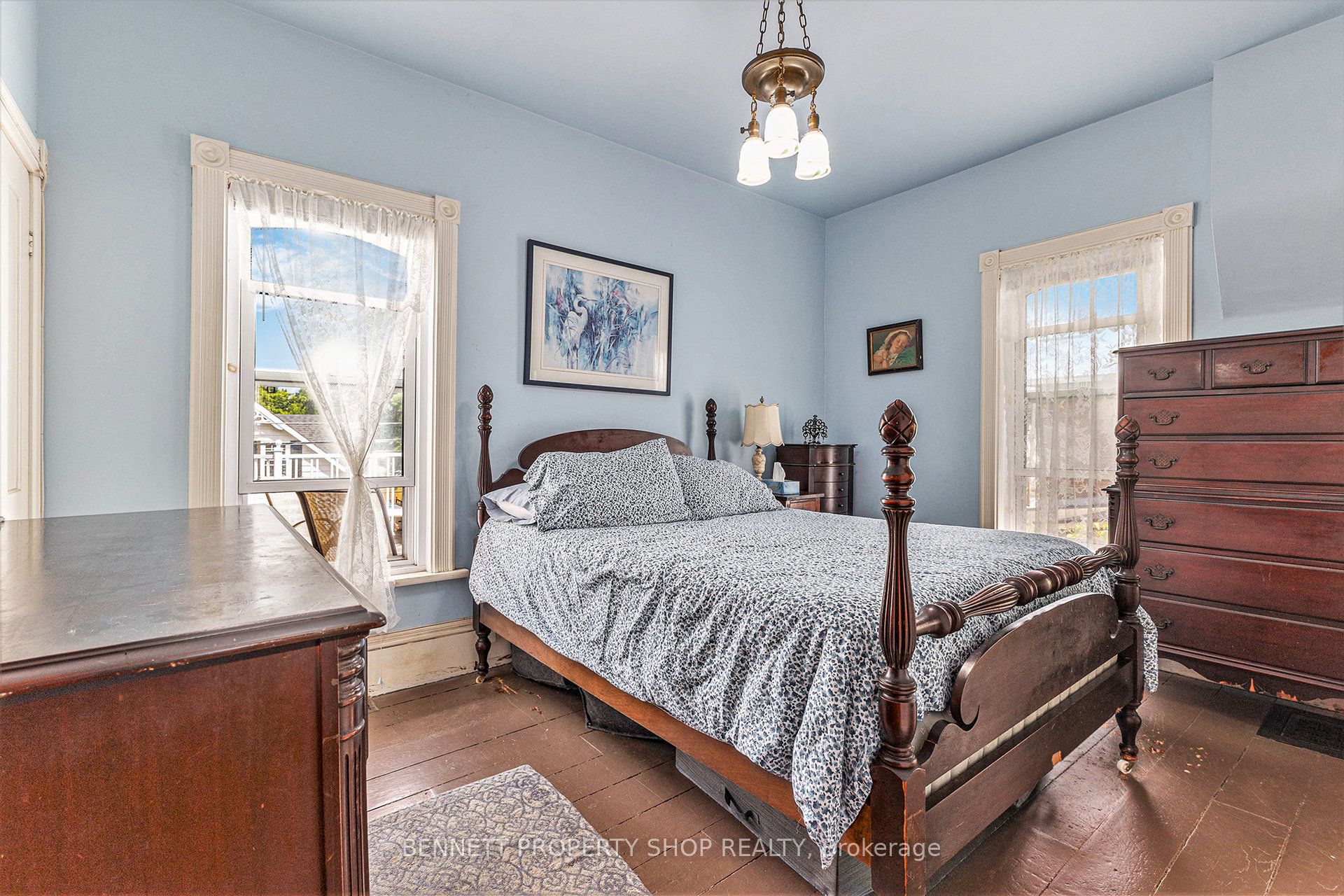 10 Rochester Street Property Photo 22