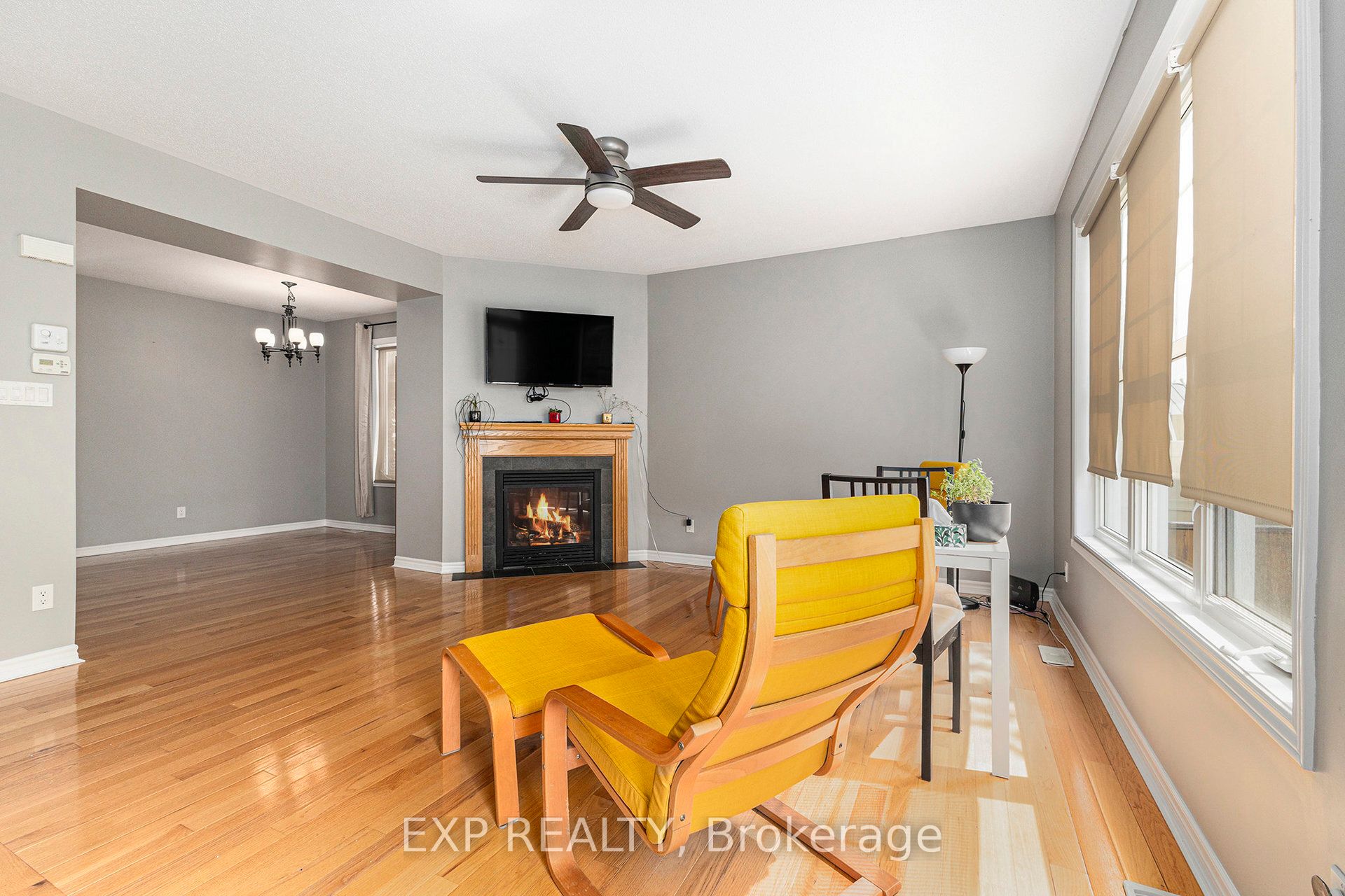 323 Gallantry Way Property Photo 7
