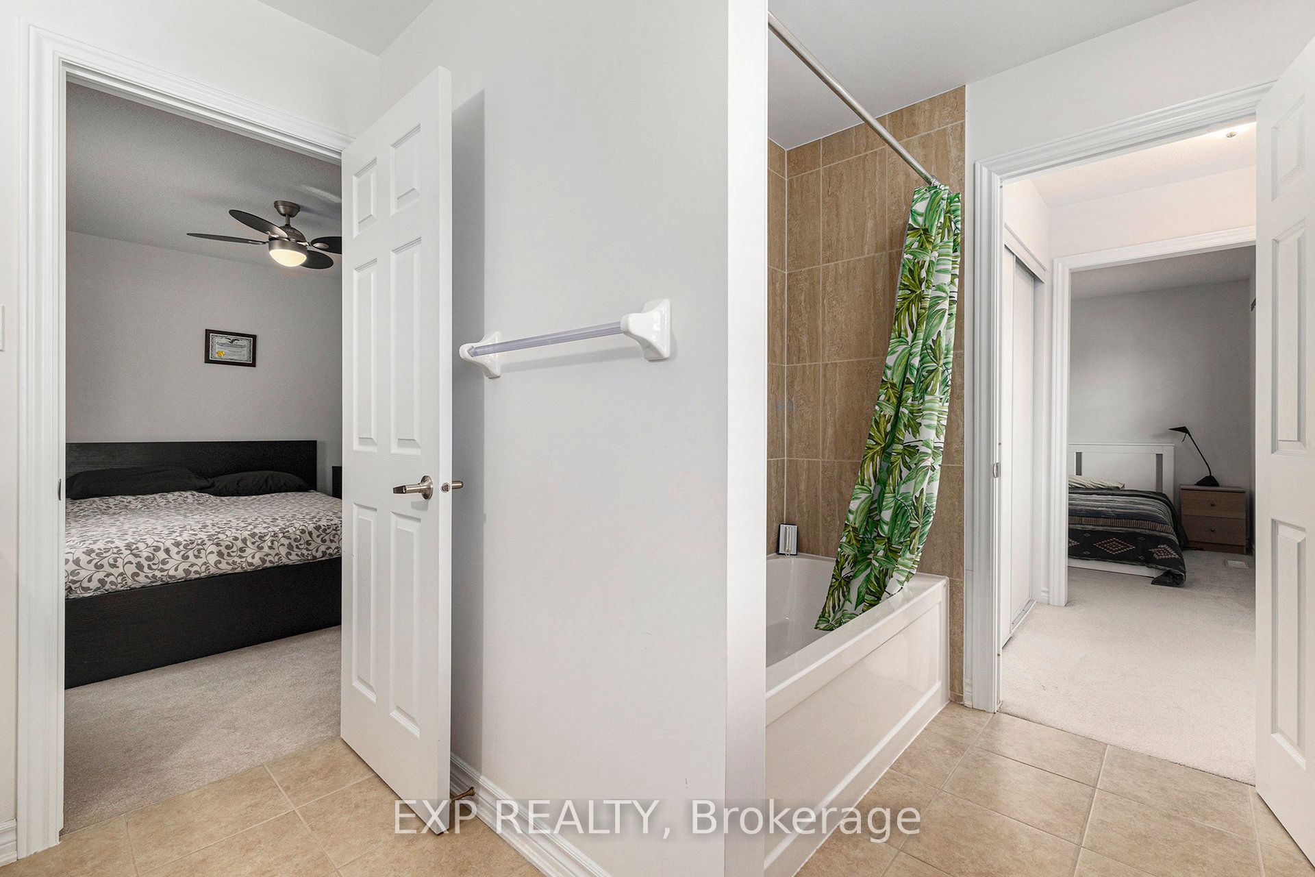 323 Gallantry Way Property Photo 15