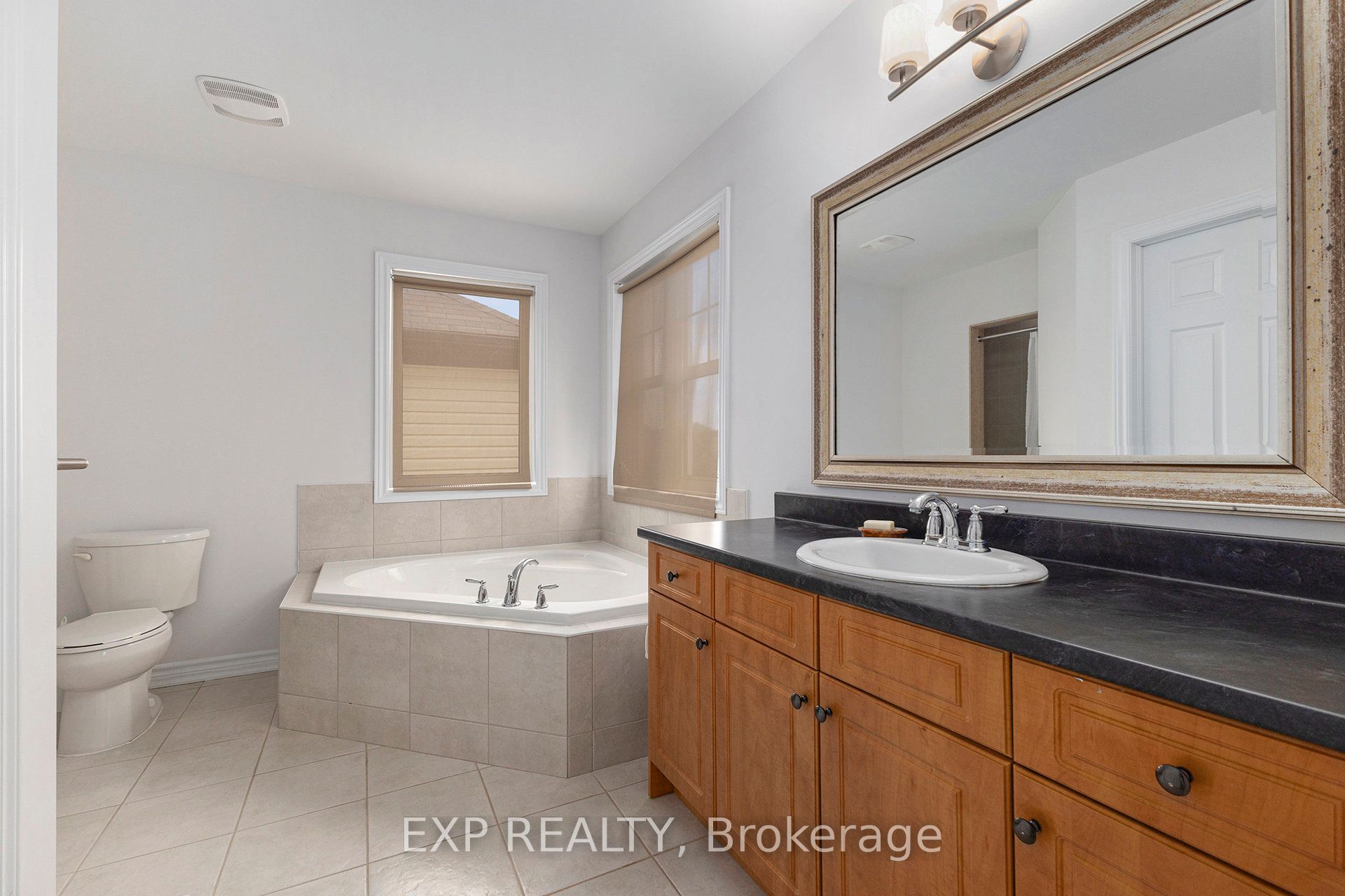 323 Gallantry Way Property Photo 18