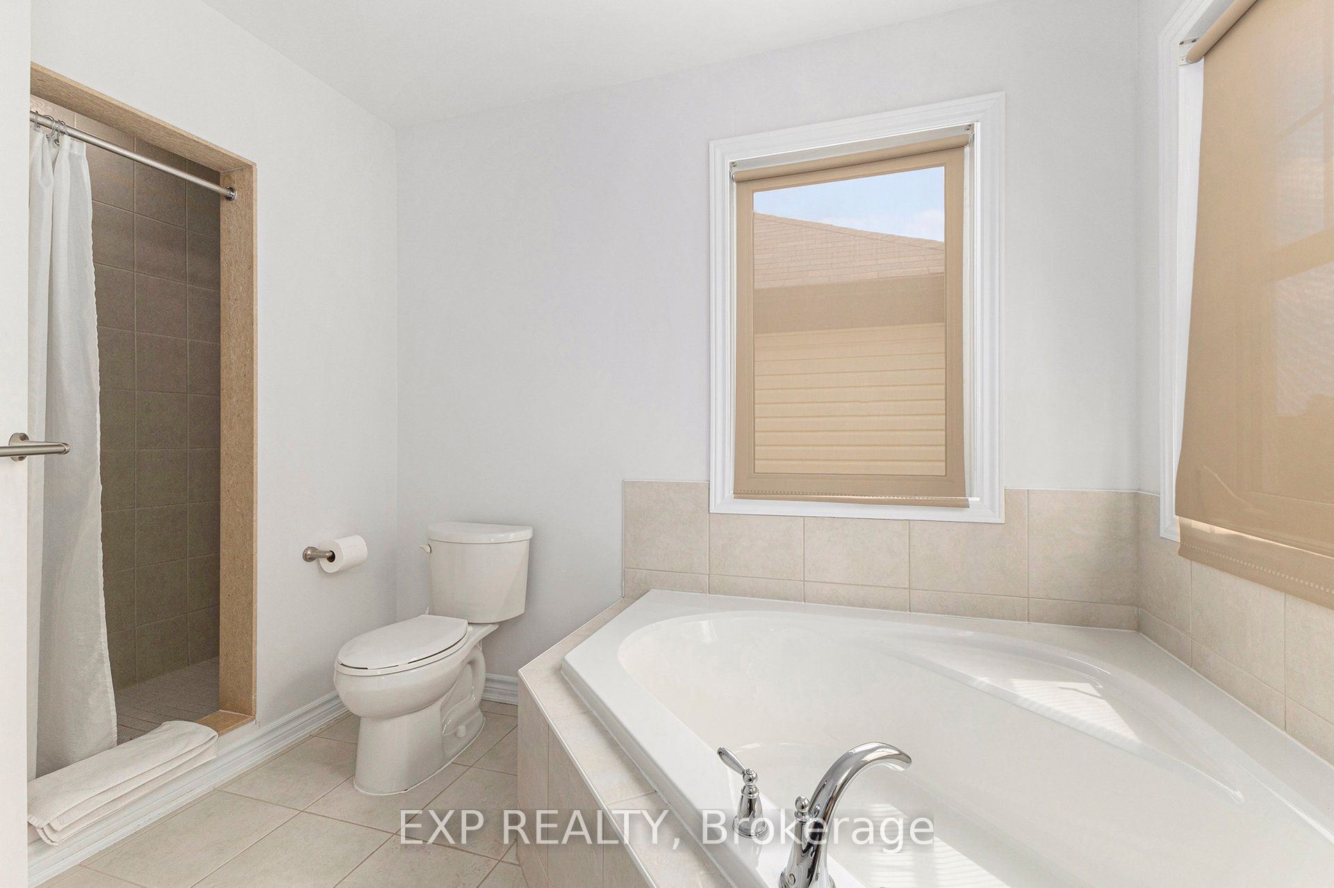 323 Gallantry Way Property Photo 19