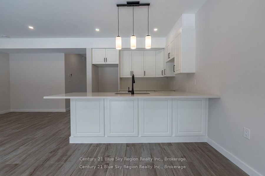 16 Birch Street Property Photo 9