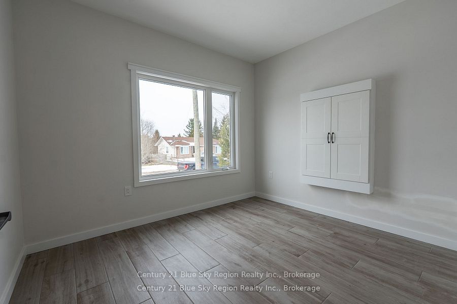 16 Birch Street Property Photo 17