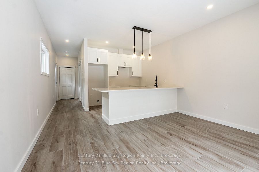 16 Birch Street Property Photo 40